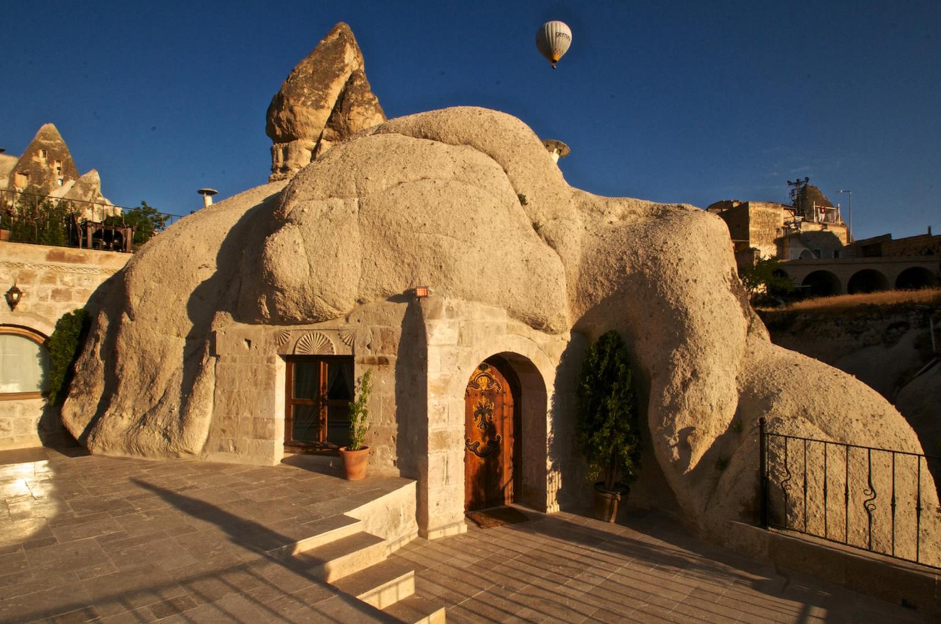 Grand Cave Suites - Image 20