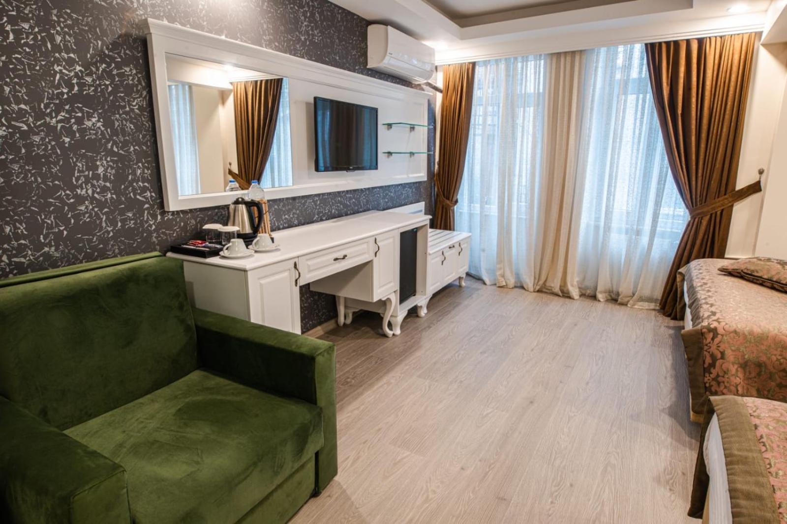 Lazz City Hotel - Image 39
