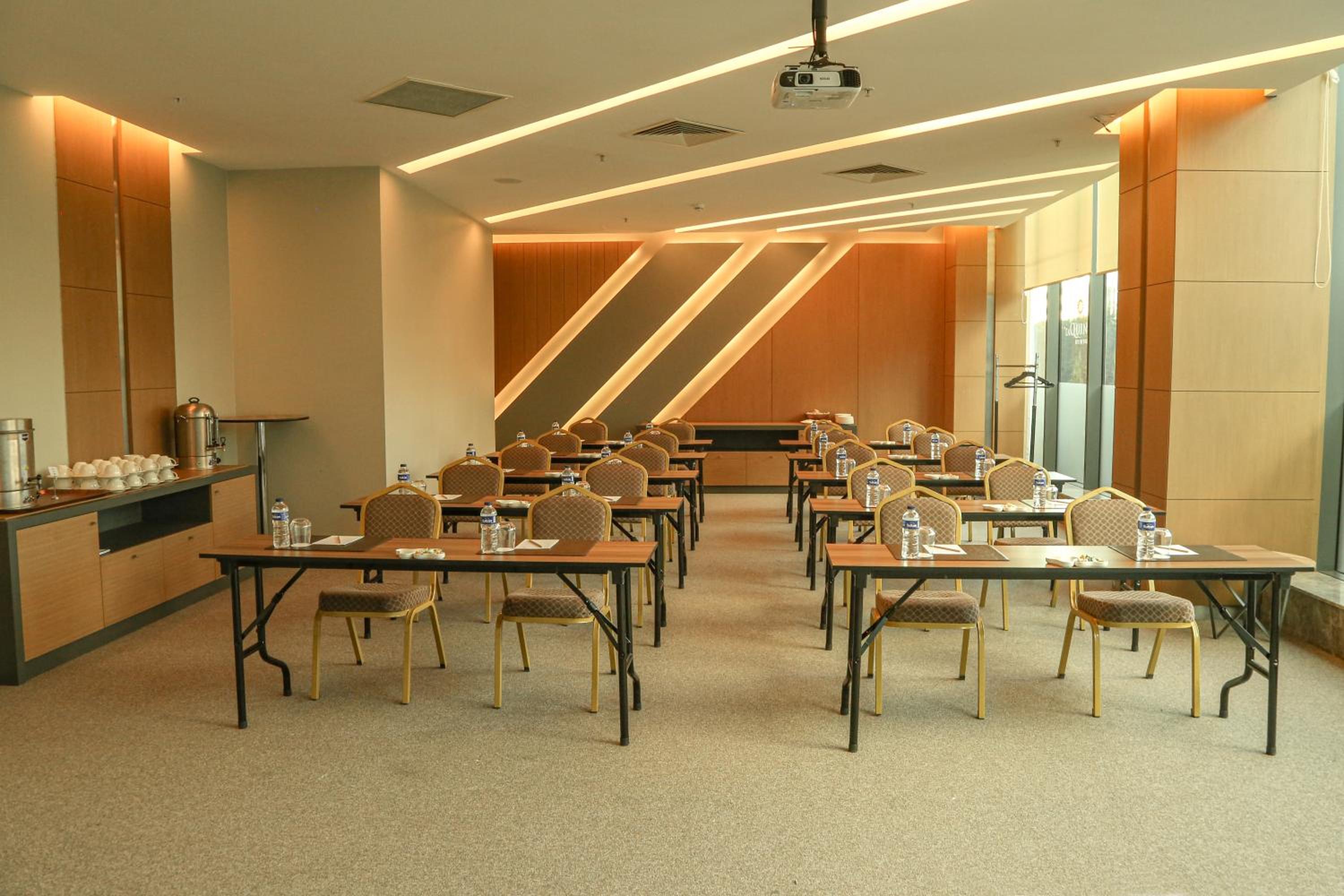 La Quinta by Wyndham İstanbul Güneşli - Image 96