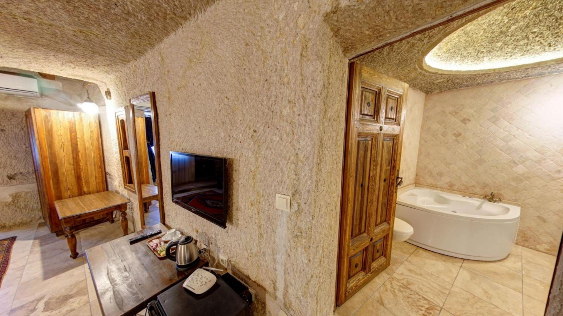 Elegance Cave Suites & Restaurant - Image 89