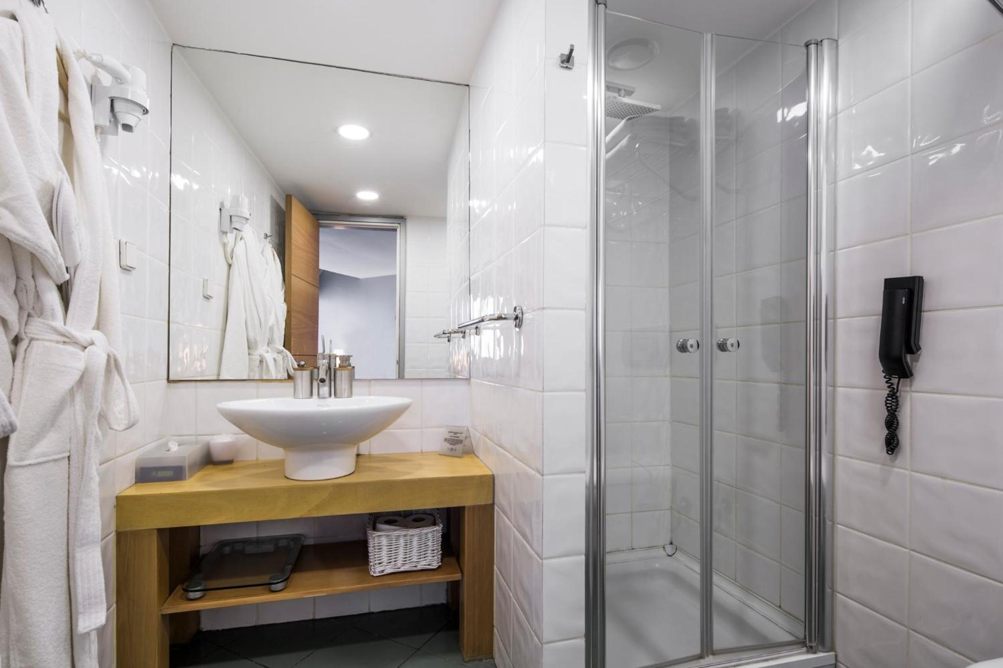 Taxim Suites Residences Istanbul - Image 16