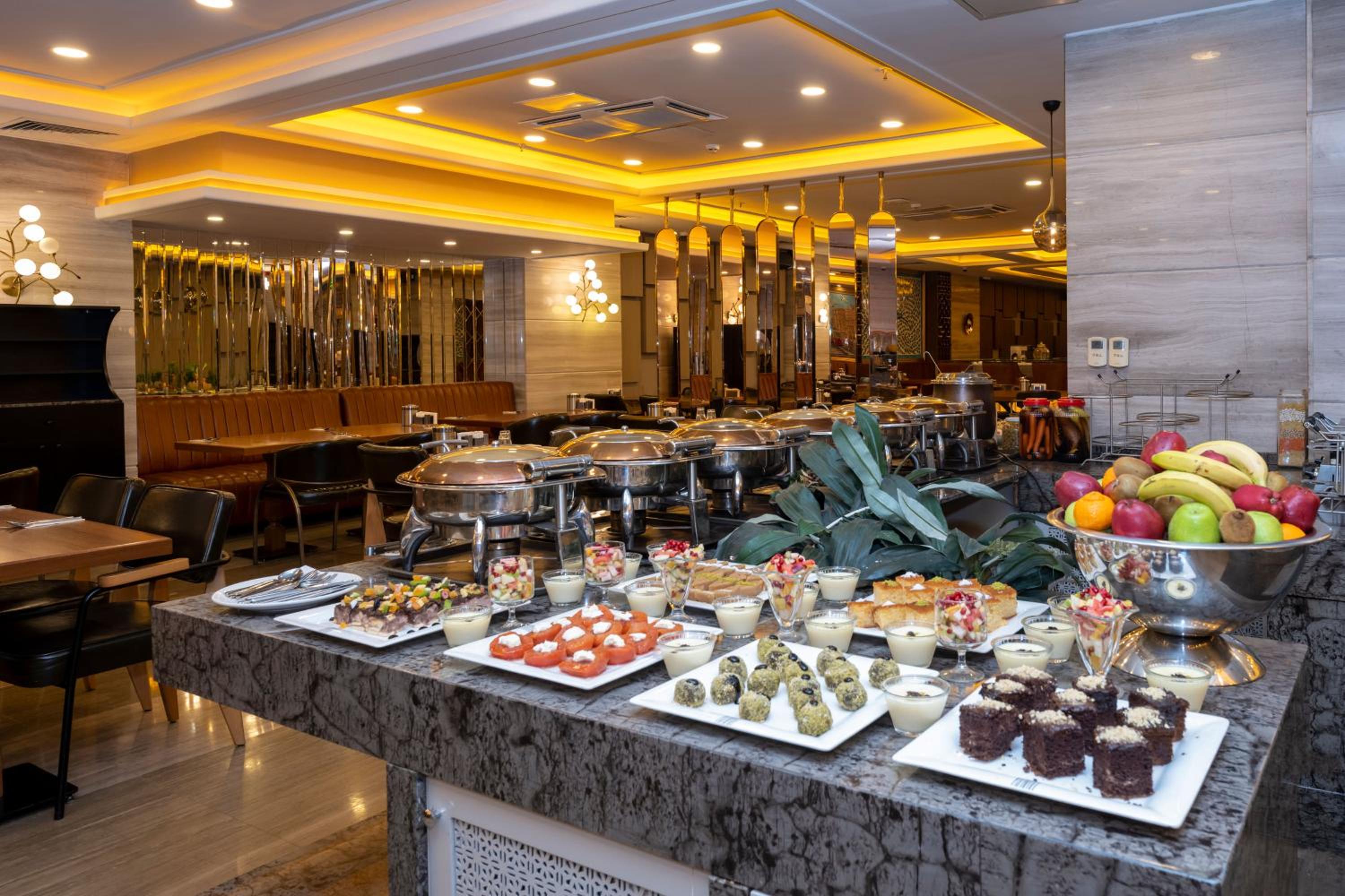 Ramada By Wyndham Istanbul Pera Taksim - Image 5