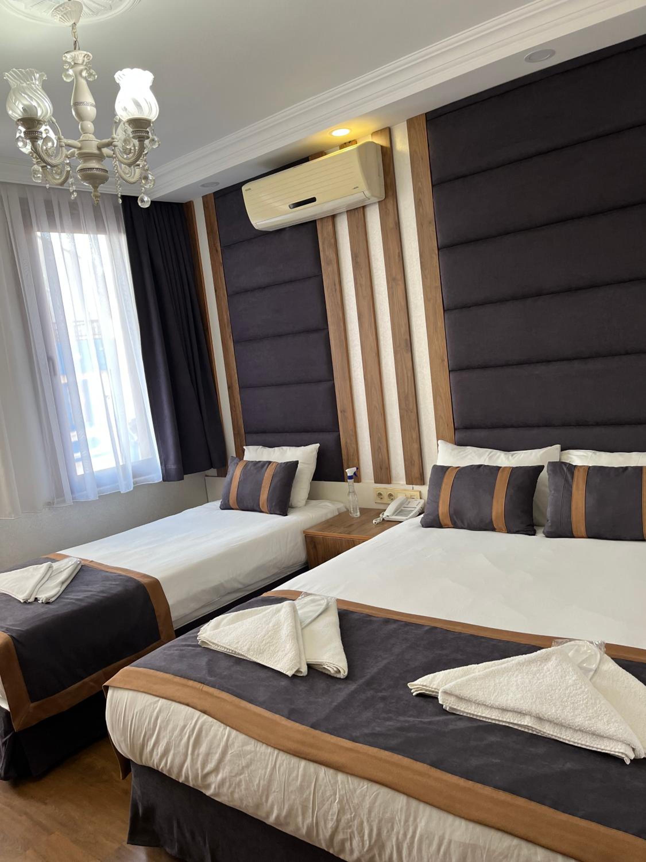 Nova Roma Hotel - Image 19