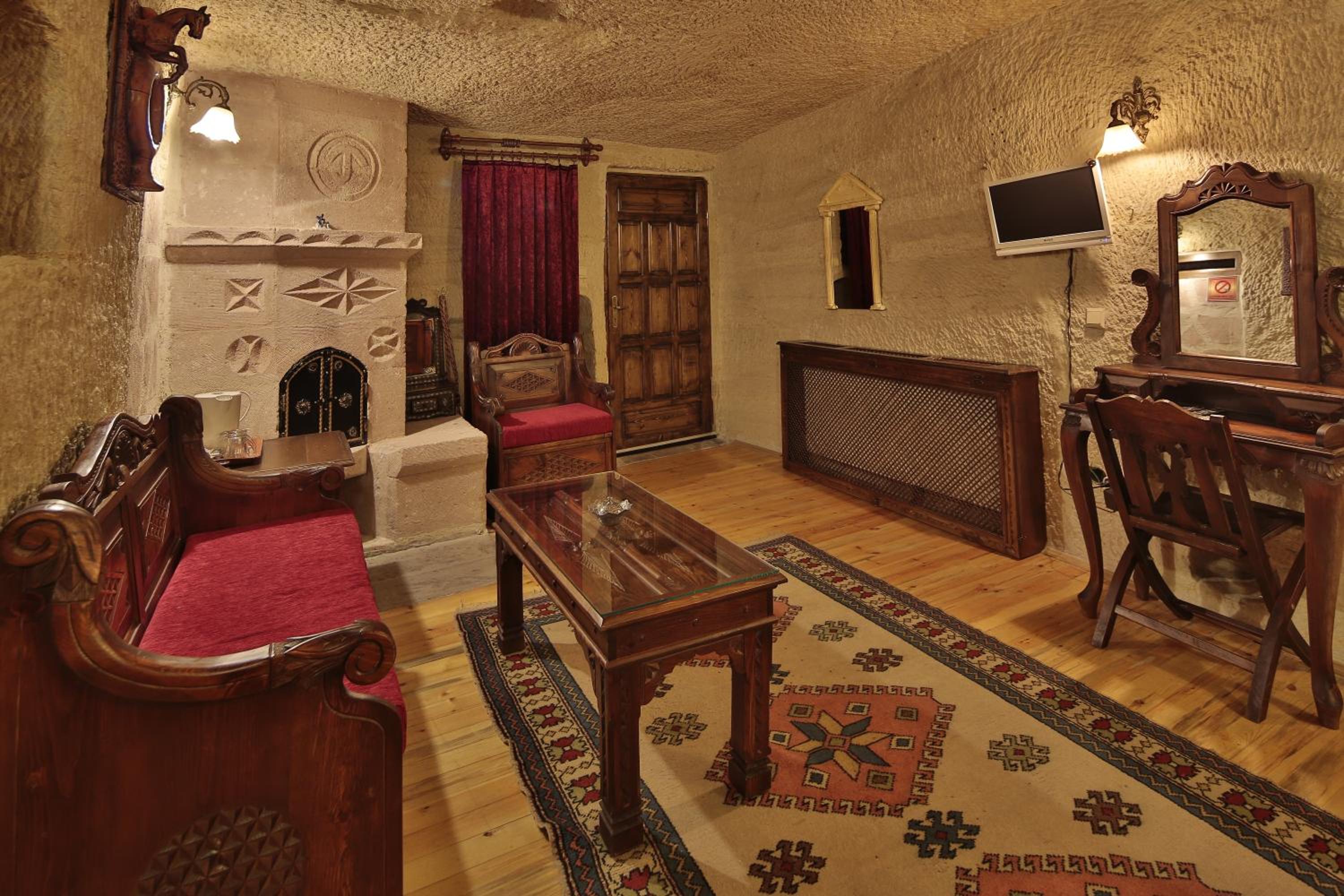 Travel Inn Cave Hotel - Image 23