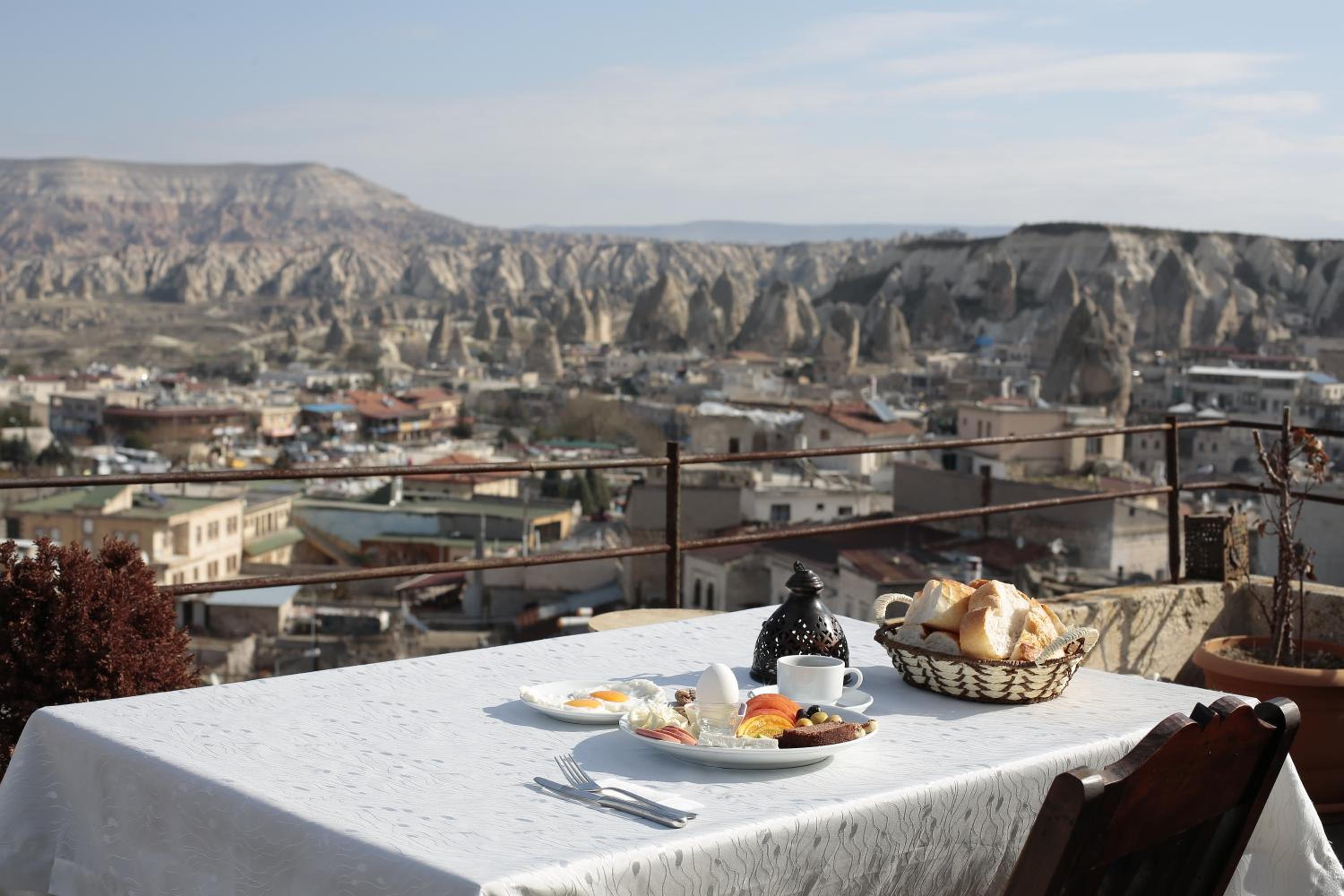 Travel Inn Cave Hotel - Image 17