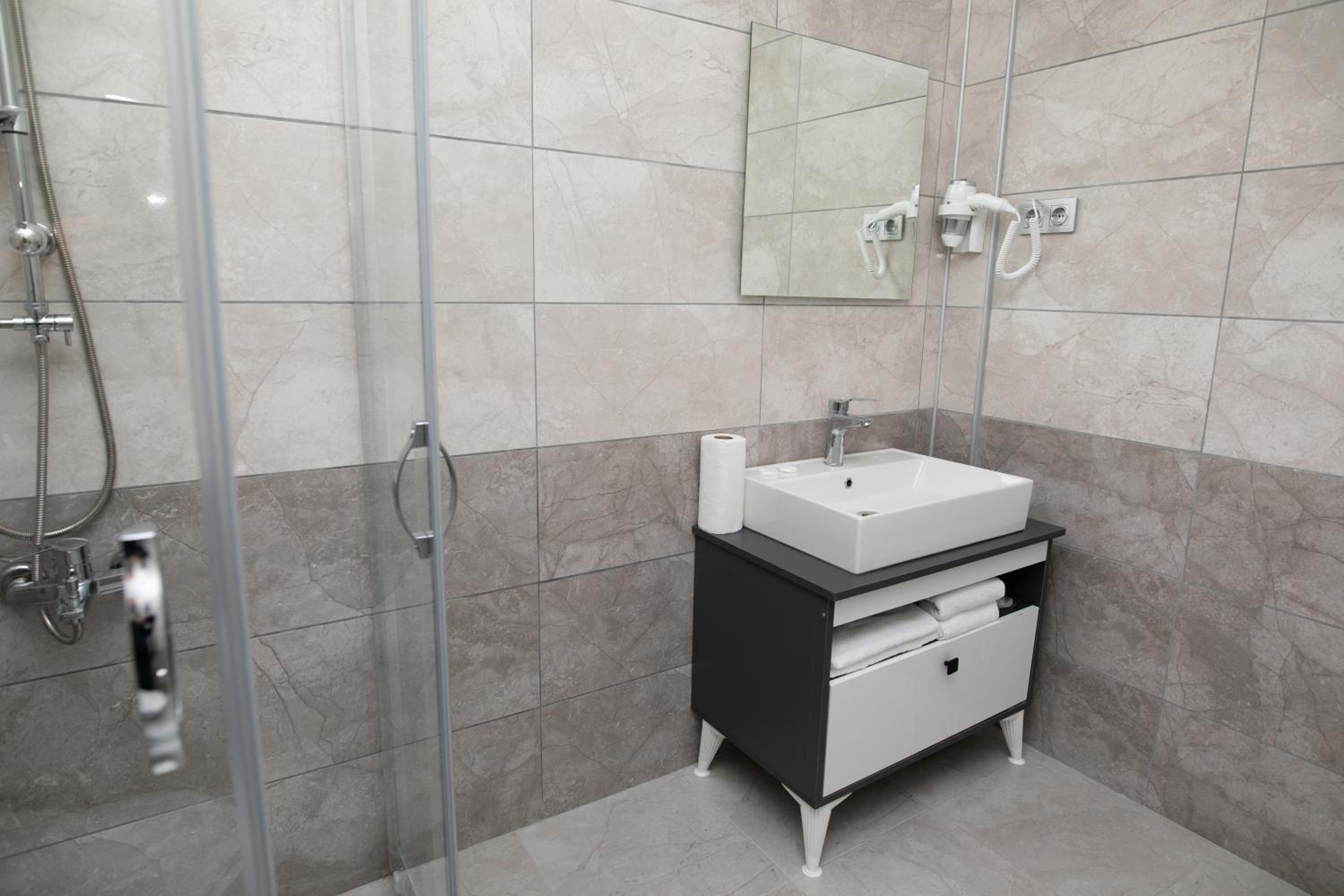 ZOOM OTEL - Image 8