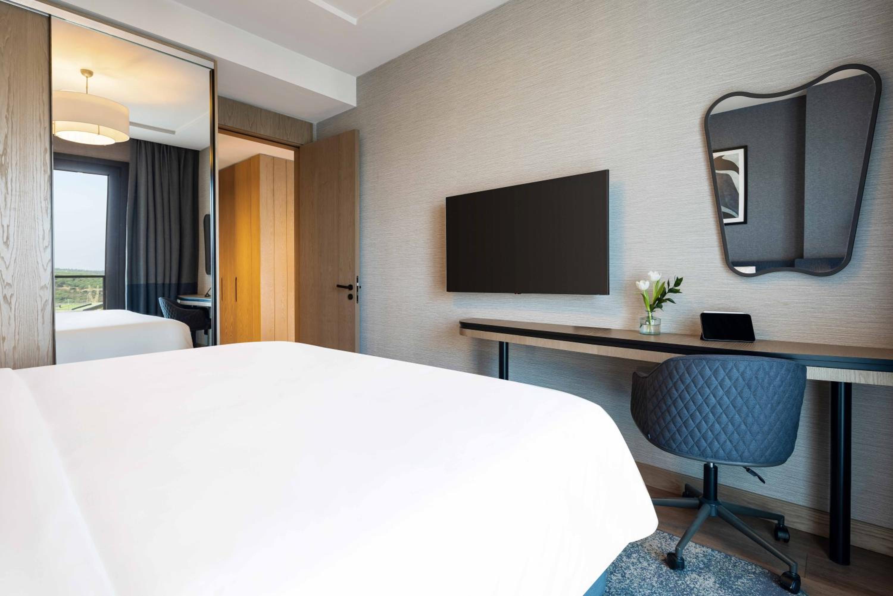 Movenpick Living İstanbul Camlivadi - Image 38