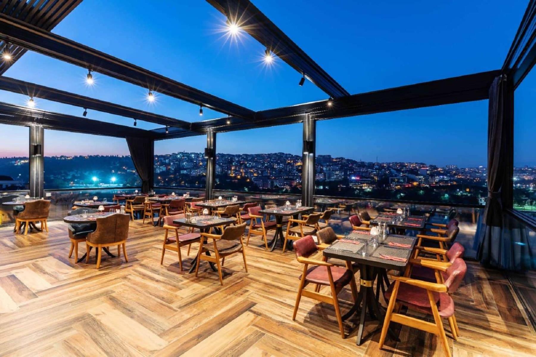 Ramada by Wyndham İstanbul Golden Horn - Image 12