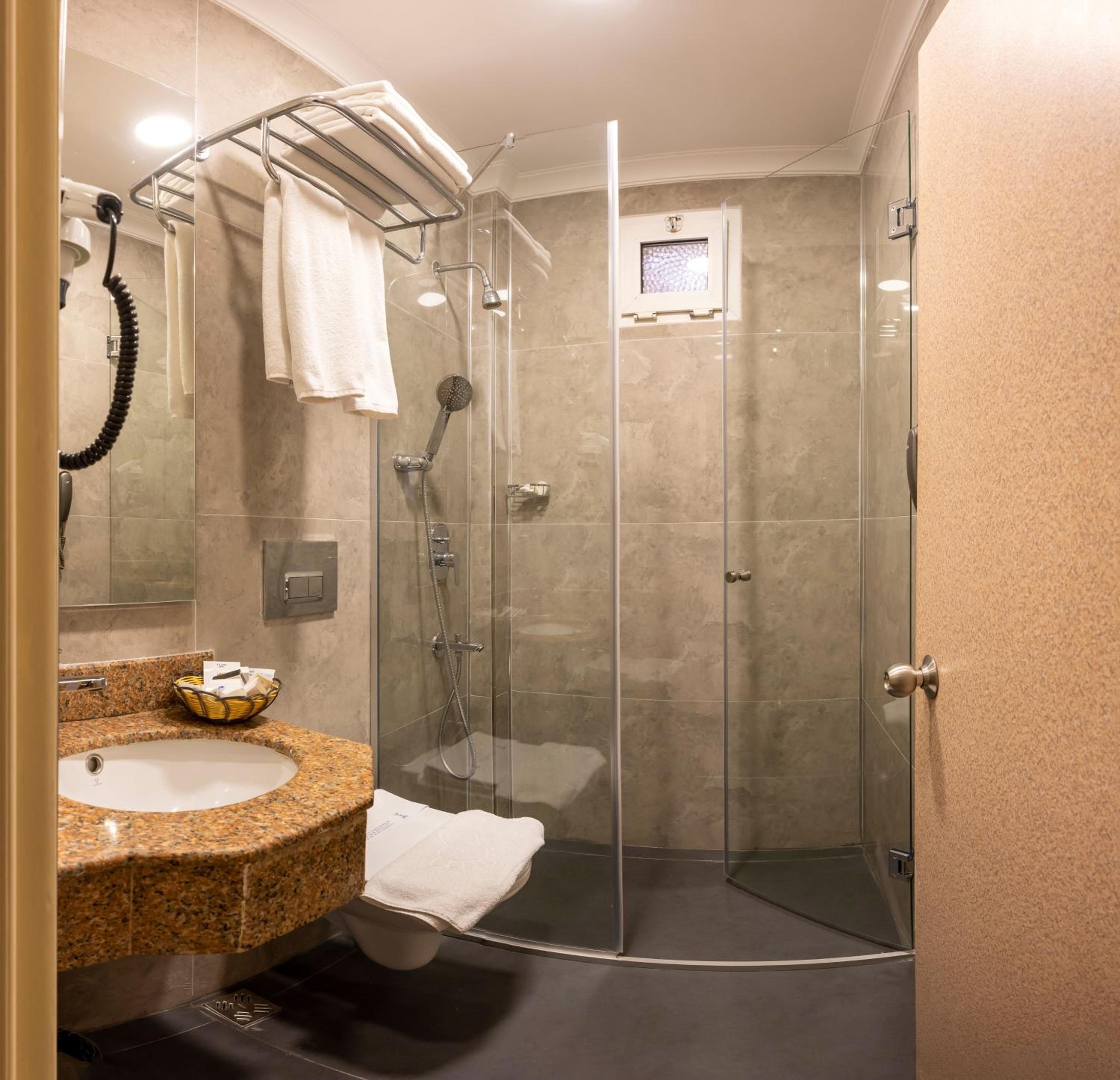 Grand Anka Hotel - Image 33