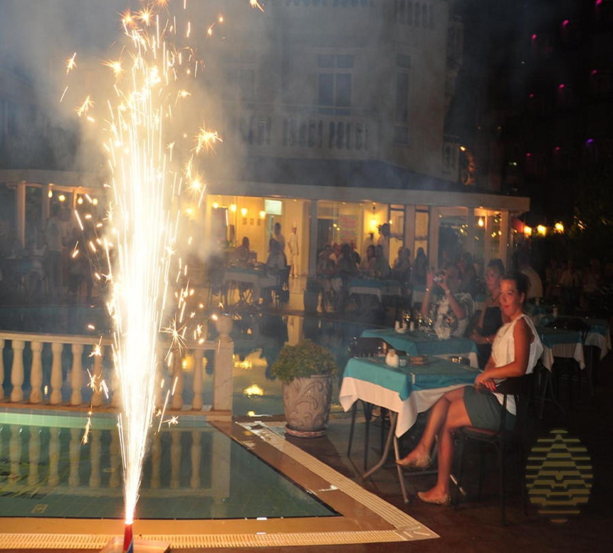 Azak Hotel - Image 7