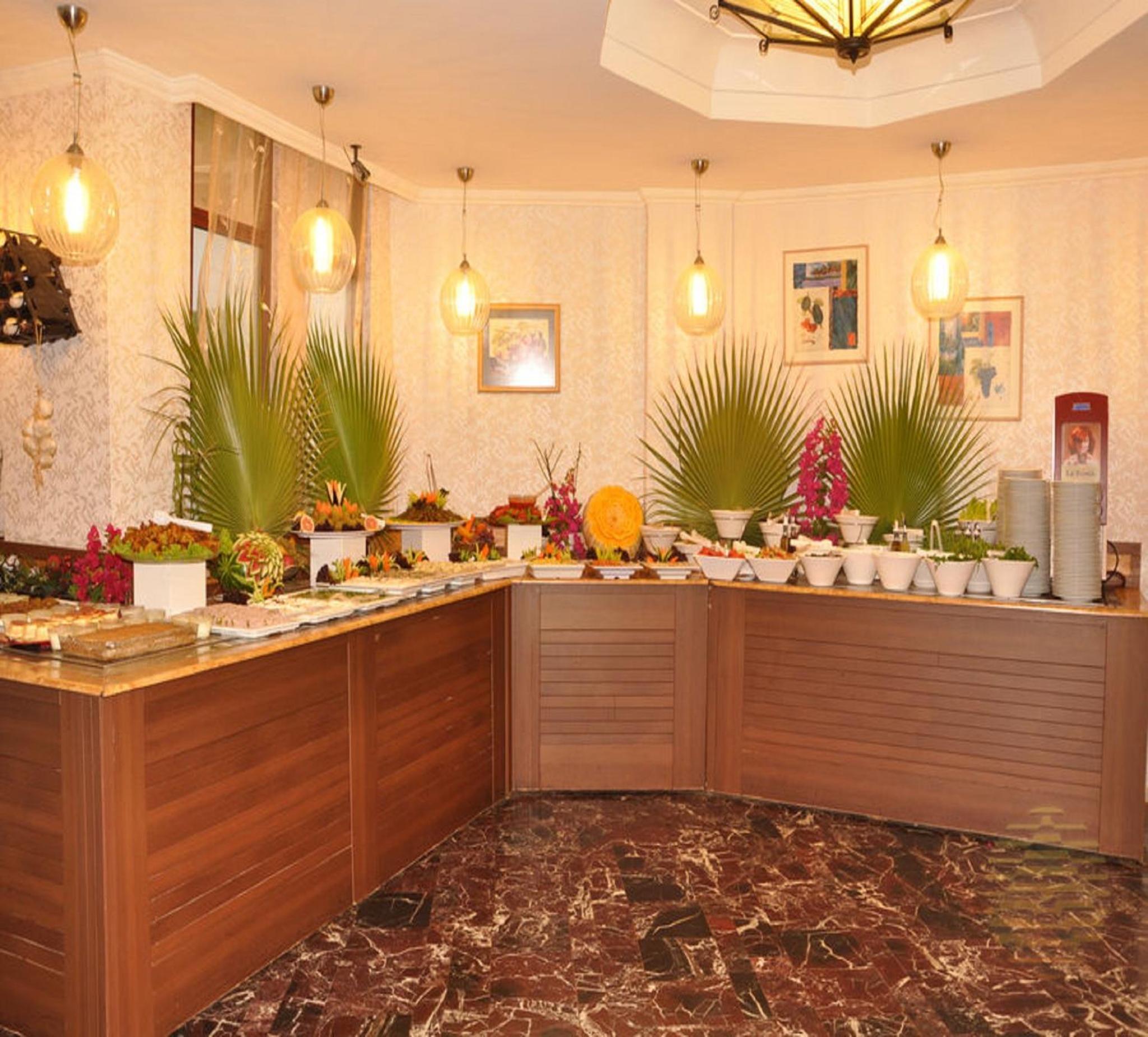 Azak Hotel - Image 19