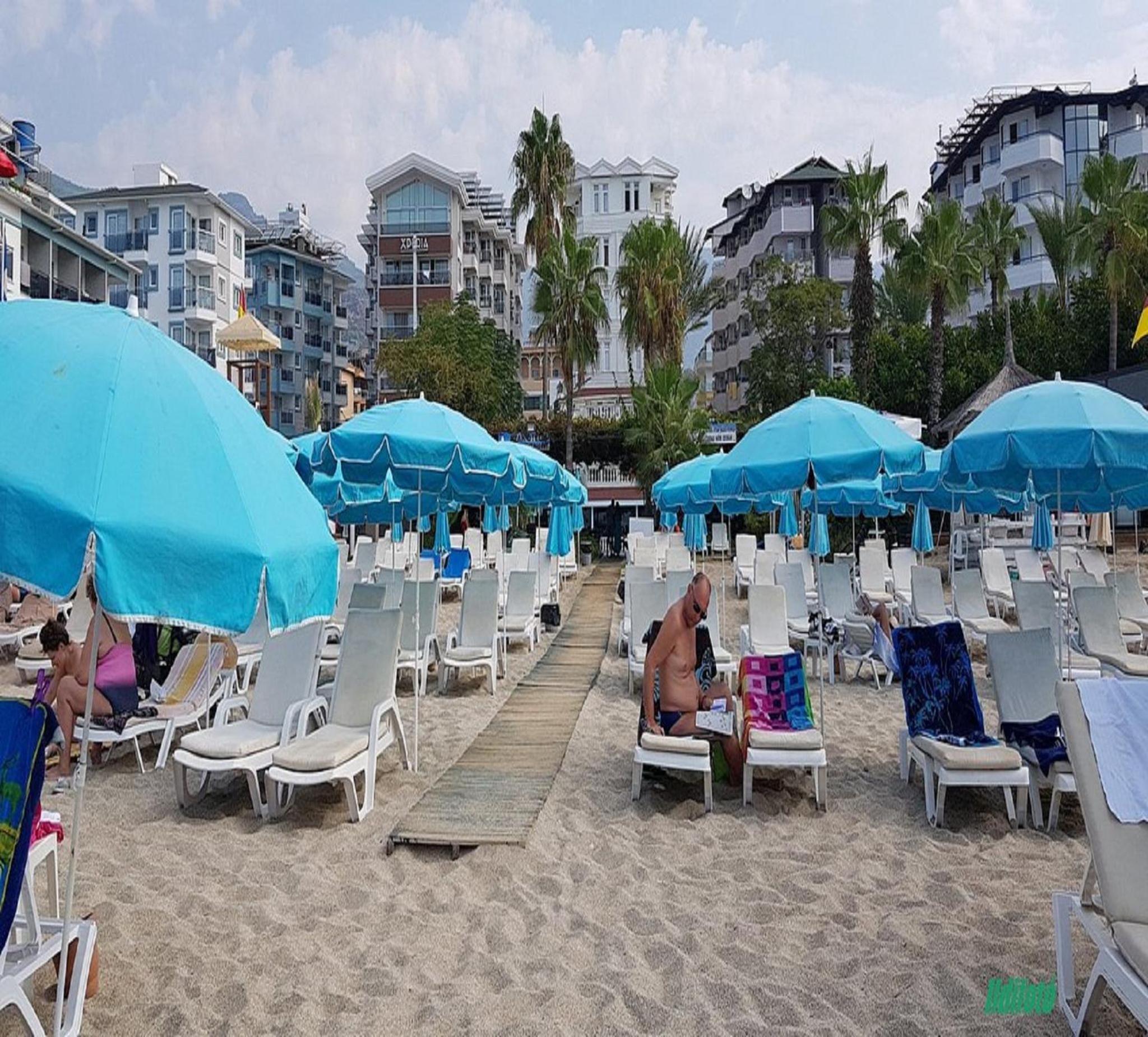 Azak Hotel - Image 35