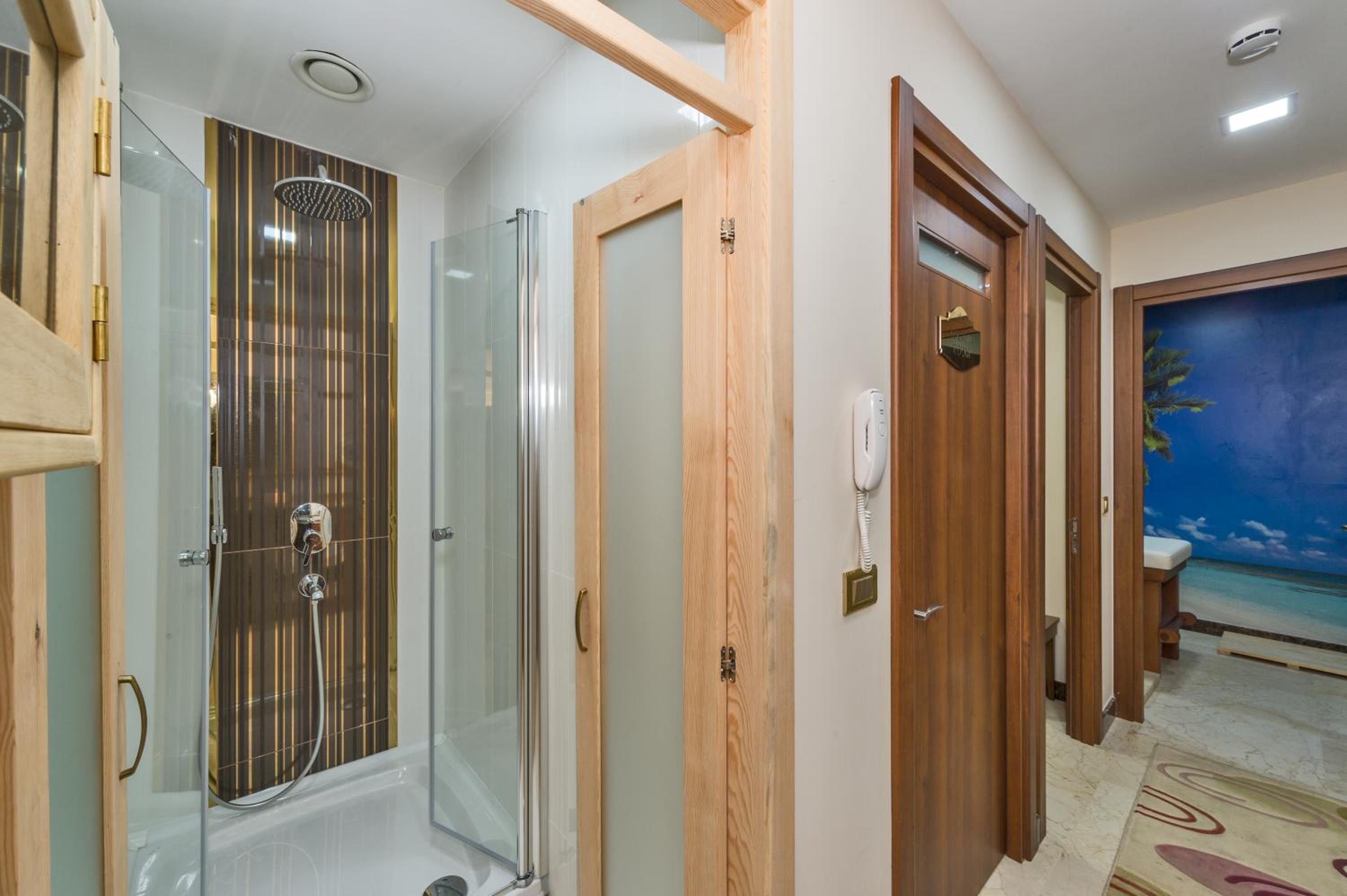 Aprilis Gold Hotel - Special Category - Image 7