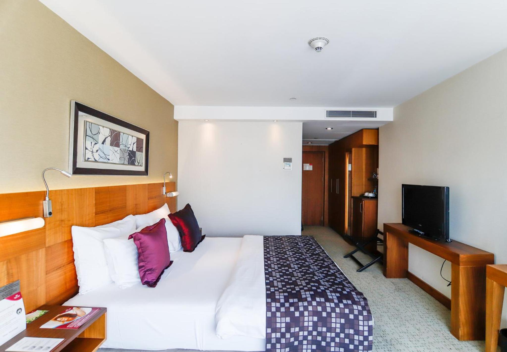 Crowne Plaza Istanbul Harbiye, an IHG Hotel - Image 109