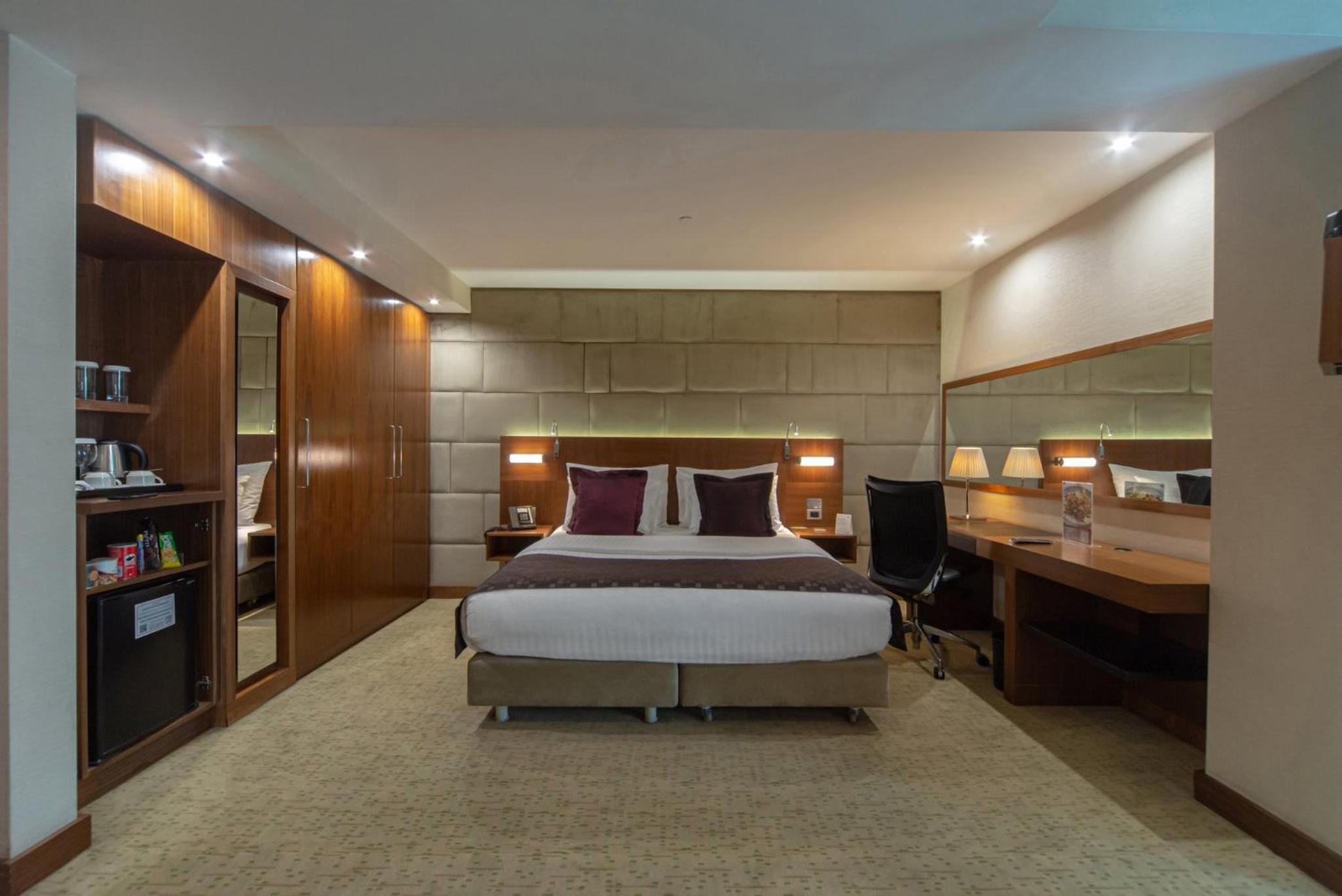 Crowne Plaza Istanbul Harbiye, an IHG Hotel - Image 119