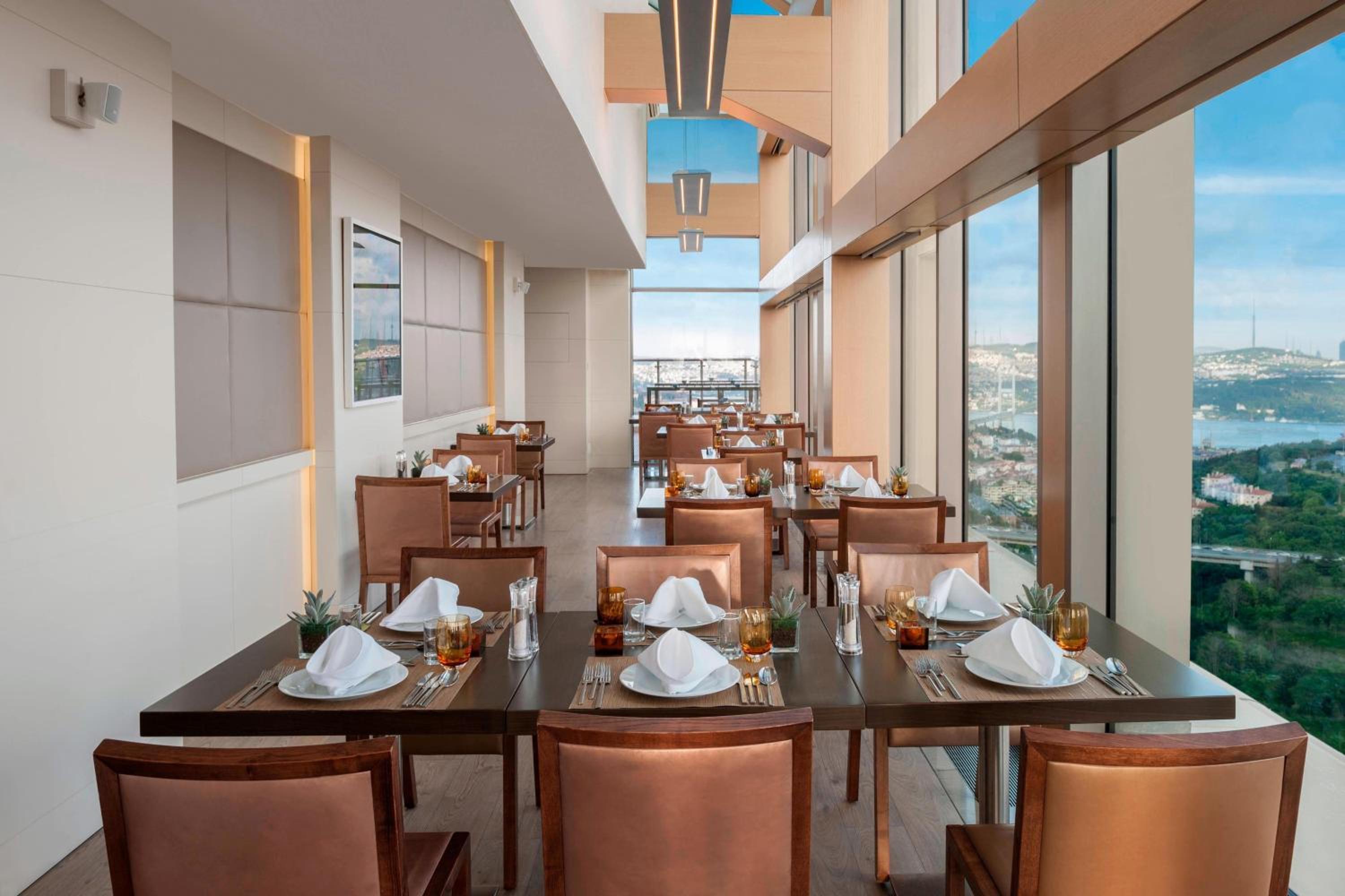Renaissance İstanbul Polat Bosphorus Otel - Image 71