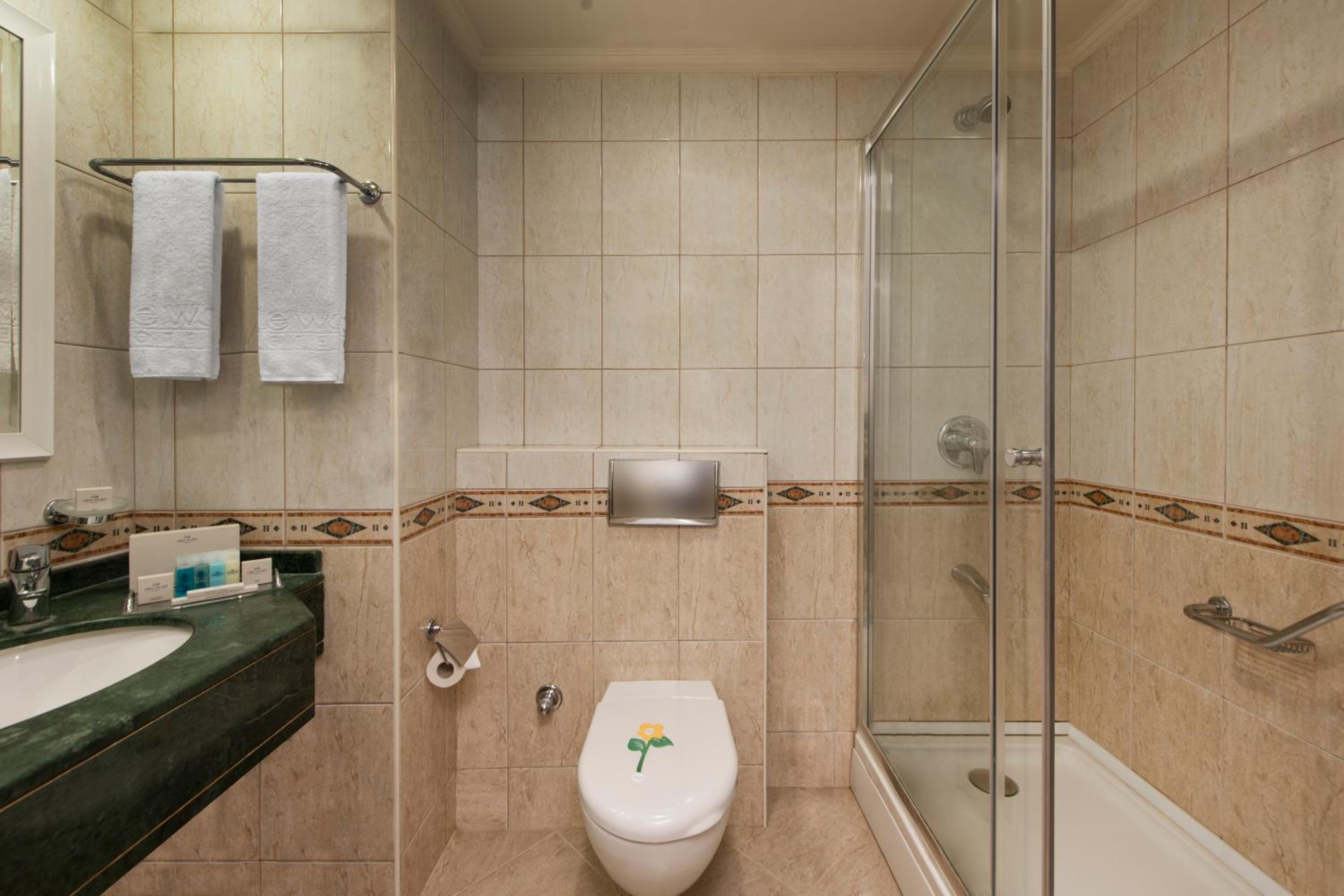 Elite World Comfy Istanbul Taksim - Image 18