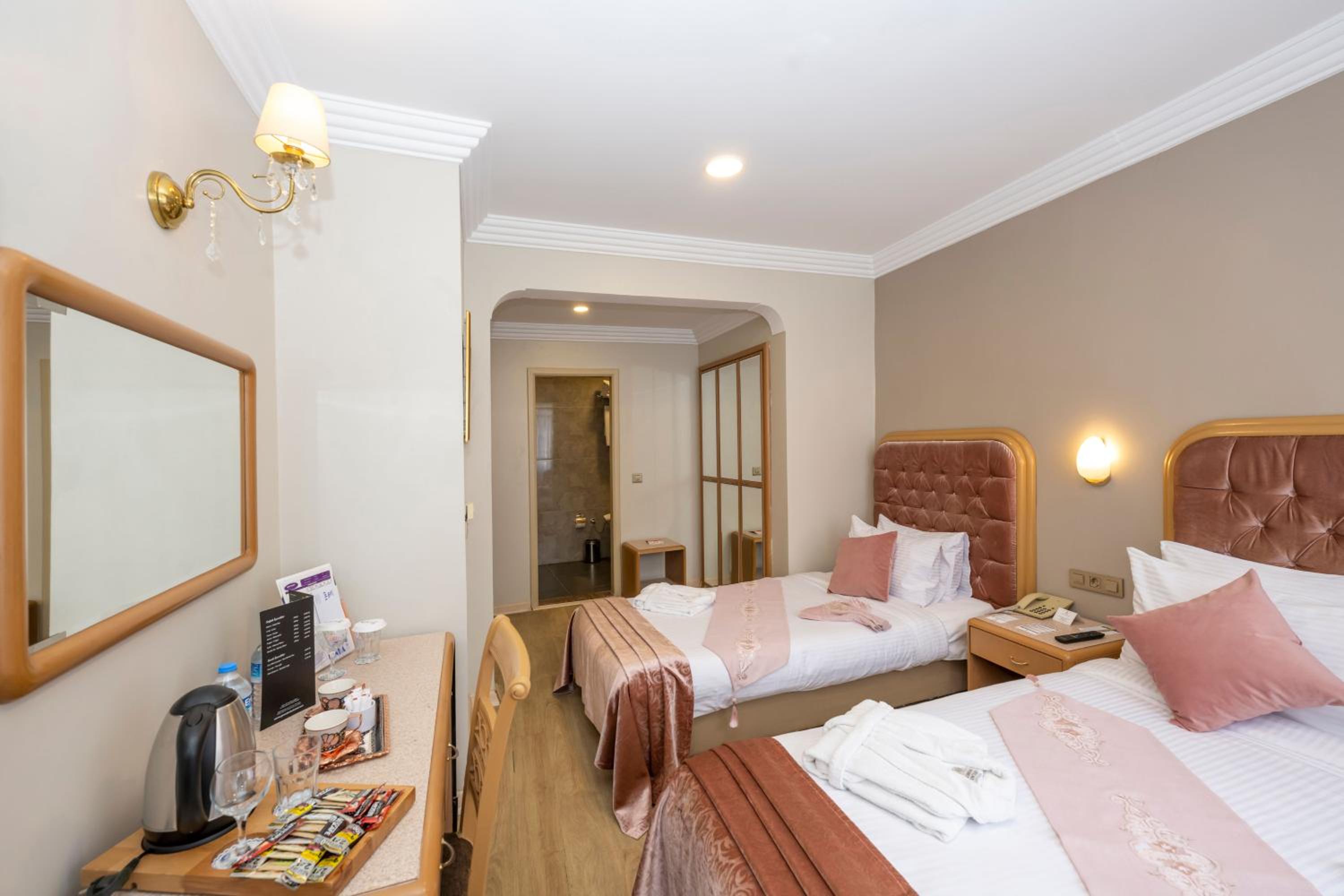 Grand Anka Hotel - Image 45
