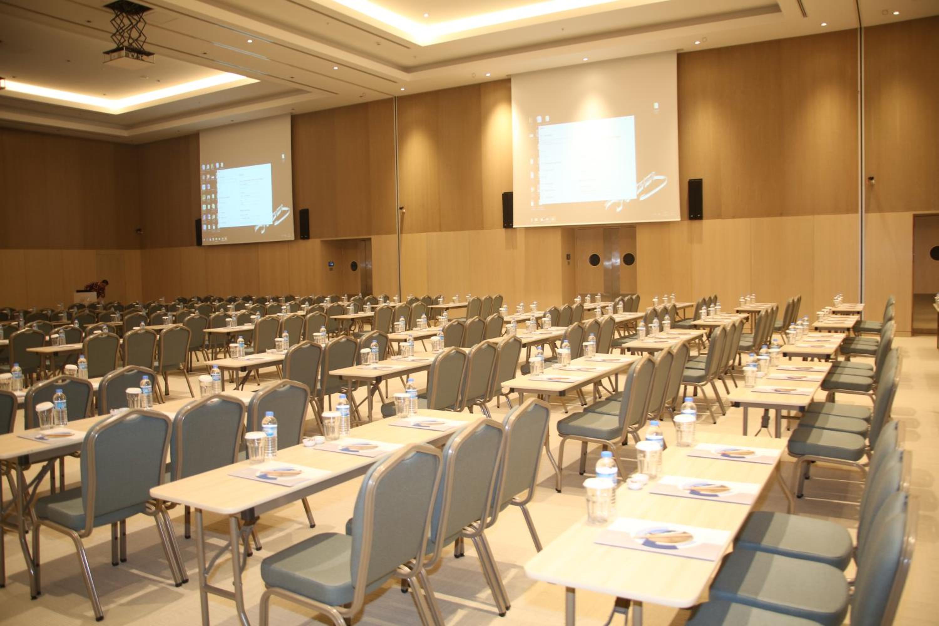 ON'LIVE OTEL - Image 93