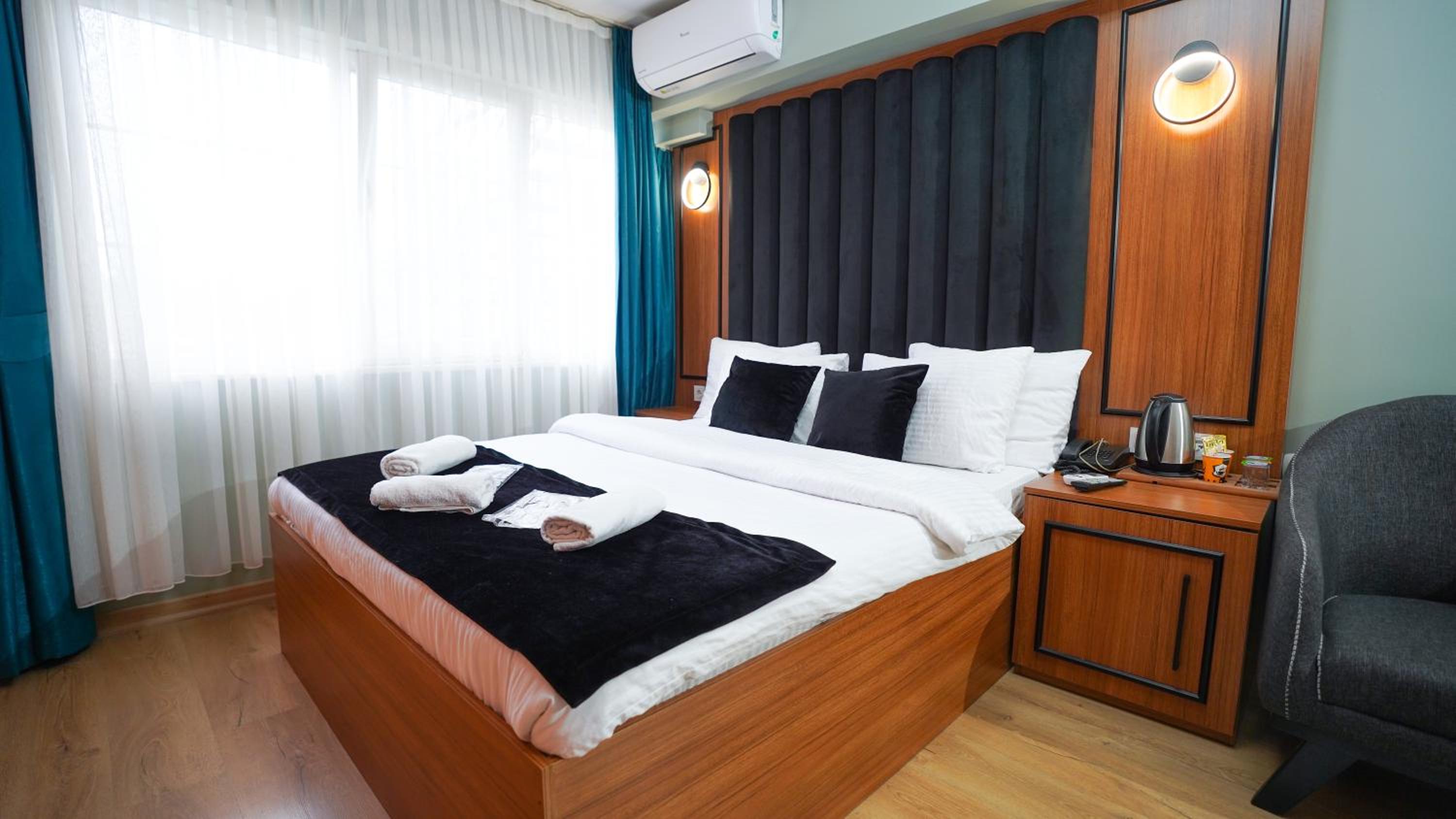 Lukka Suit Otel - Image 32