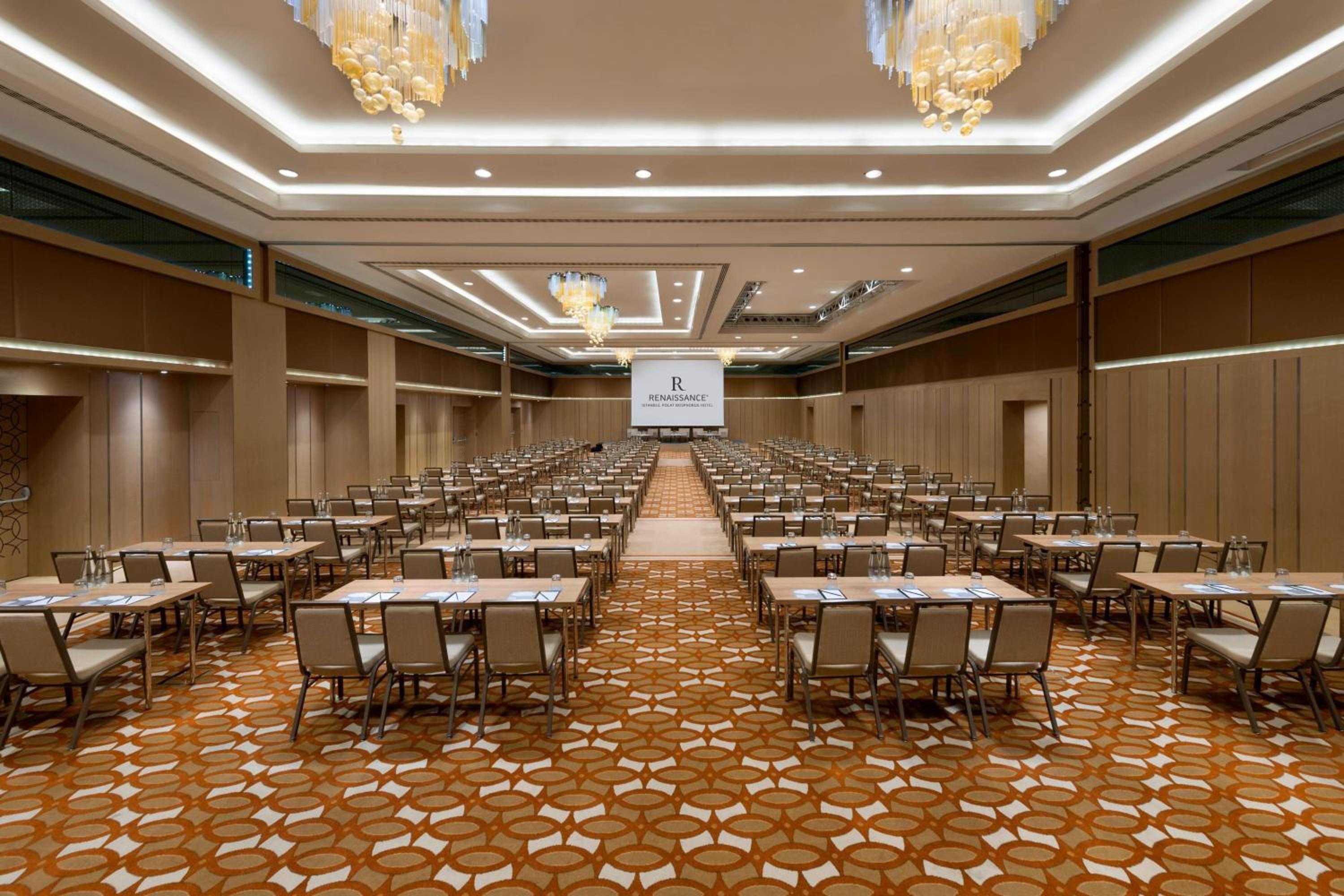 Renaissance İstanbul Polat Bosphorus Otel - Image 43