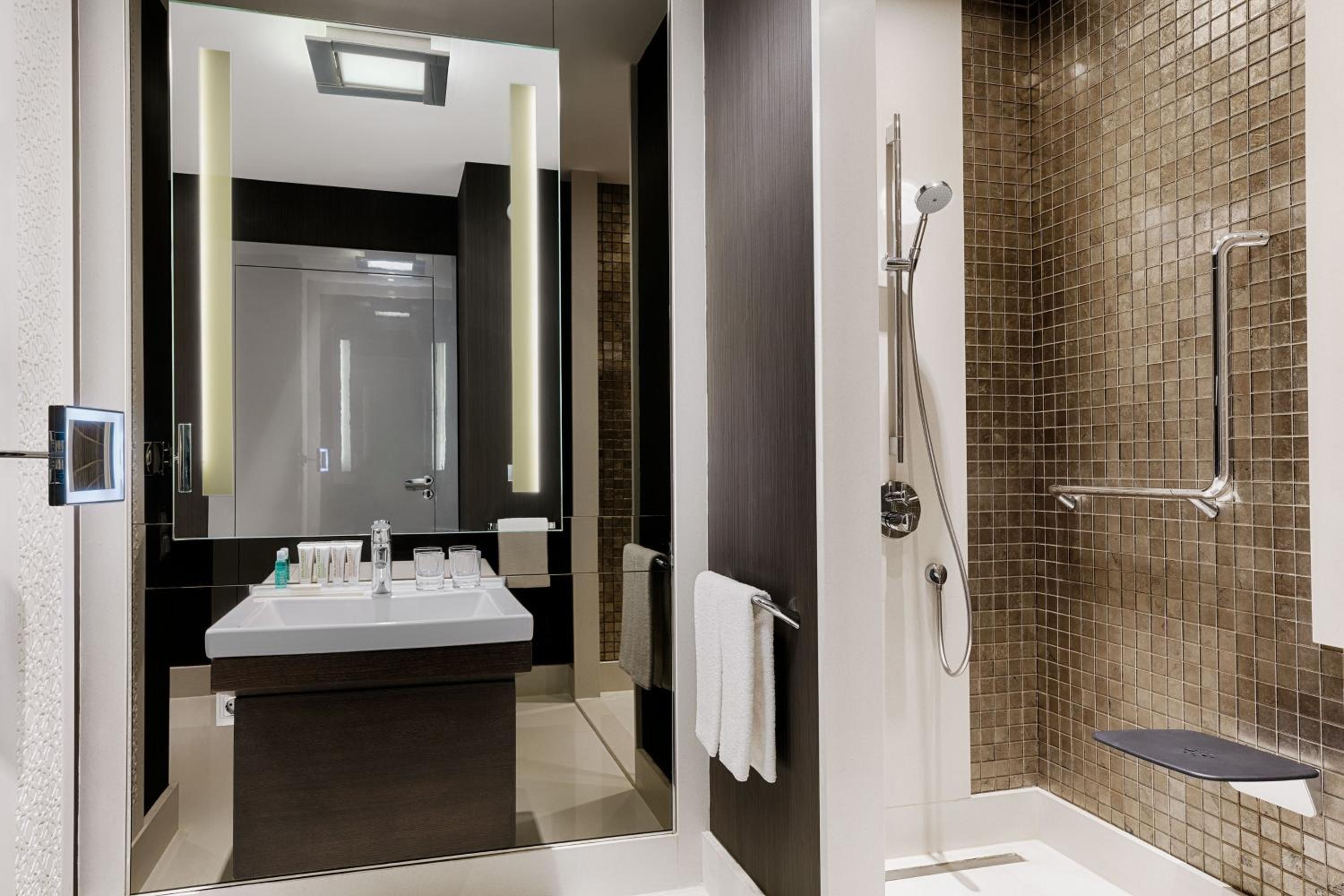 Le Meridien İstanbul Etiler - Image 31