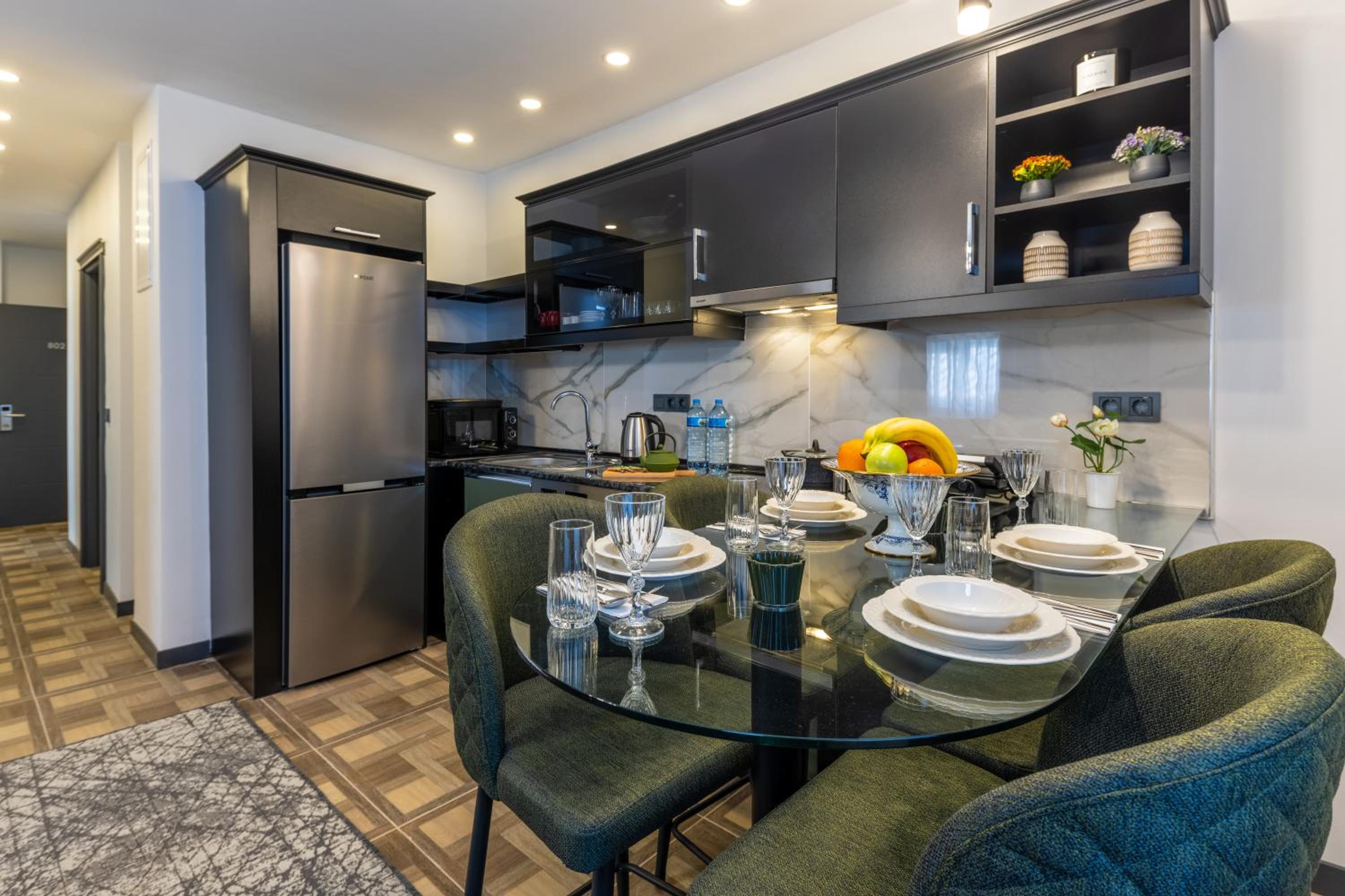 BayMari Suites Şehir Hayatı - Image 21