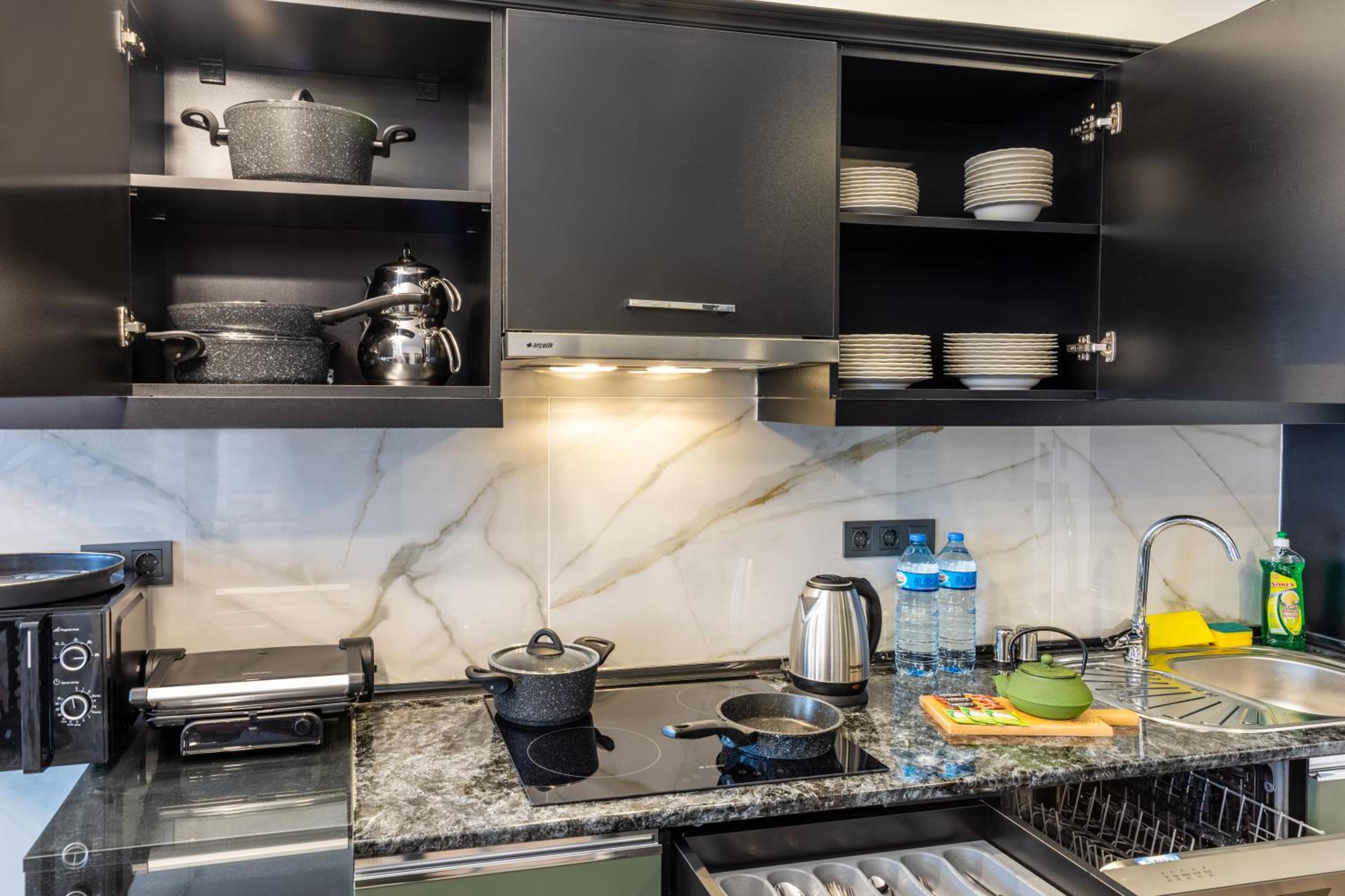BayMari Suites Şehir Hayatı - Image 23
