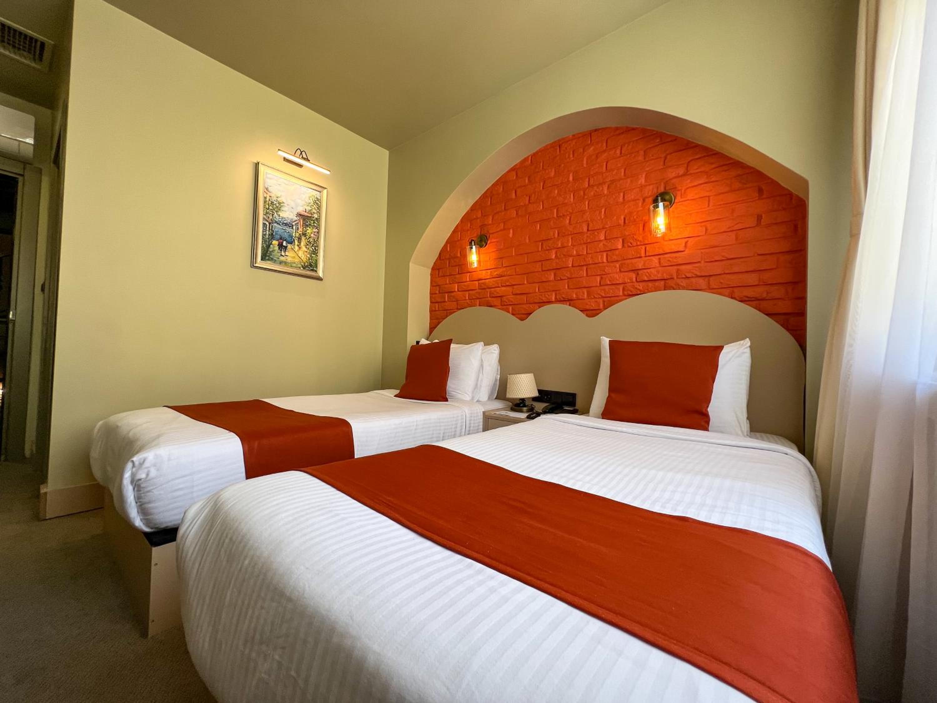 BK Boutique Hotel - Image 9