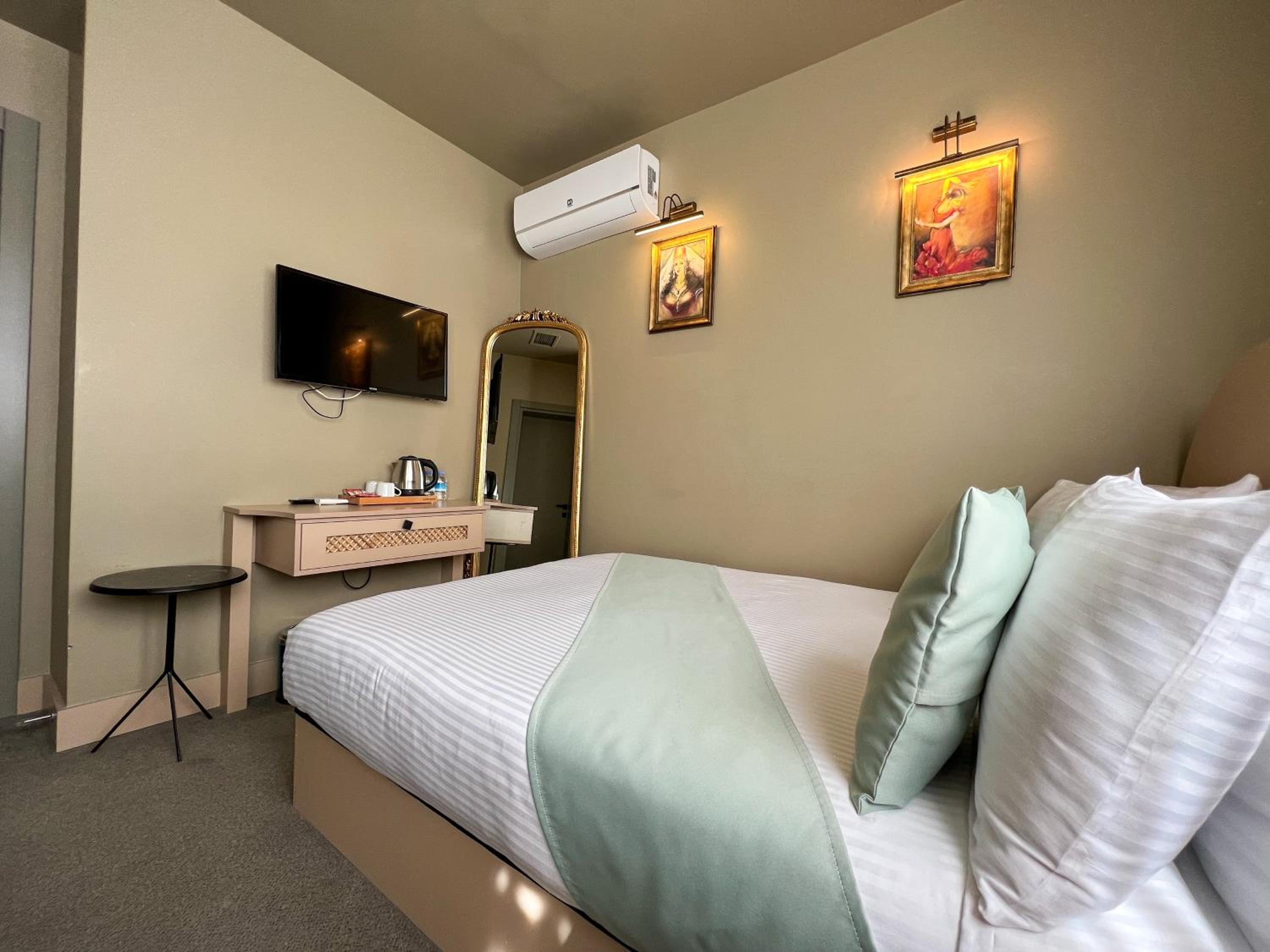 BK Boutique Hotel - Image 12