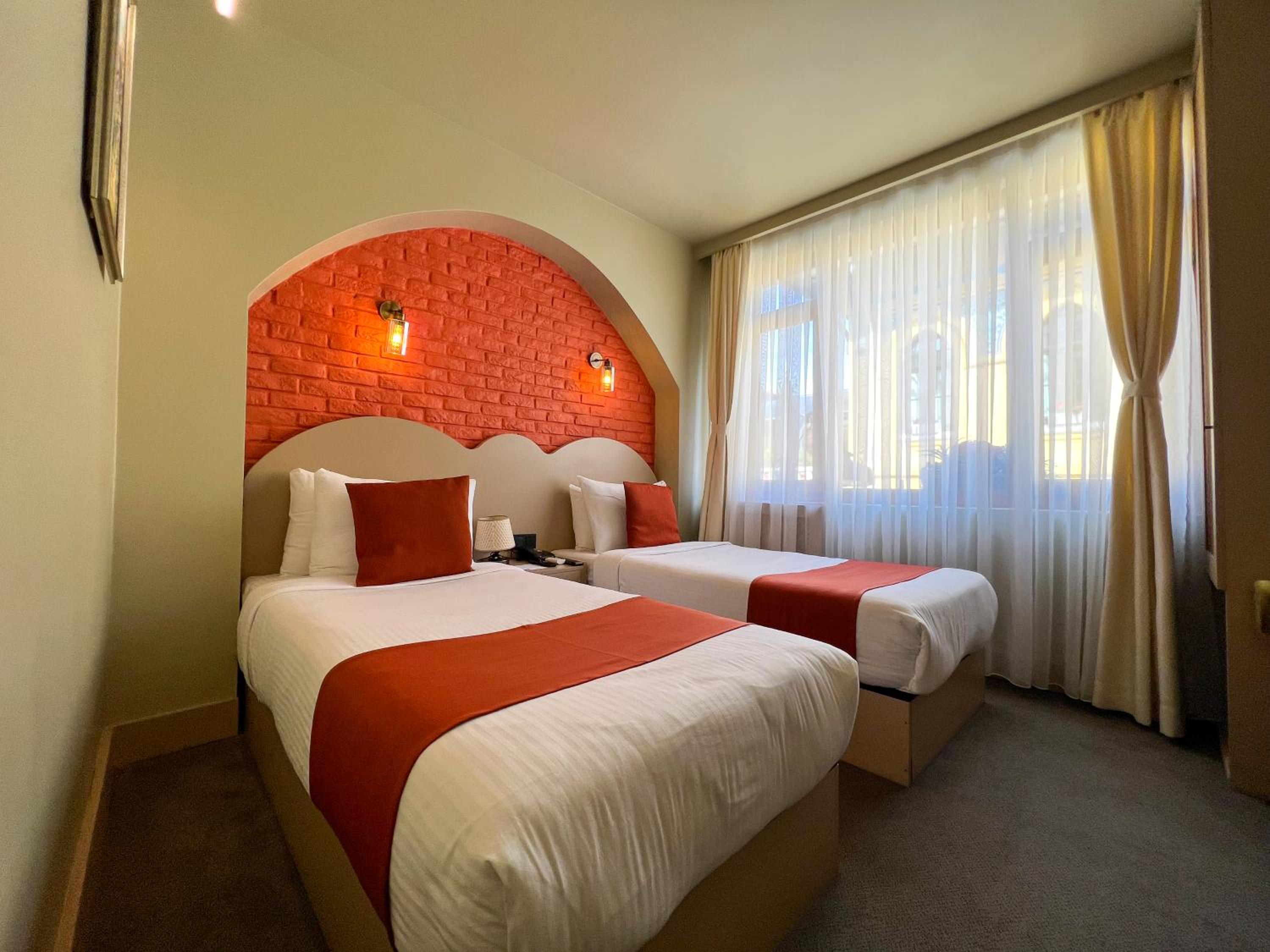 BK Boutique Hotel - Image 15