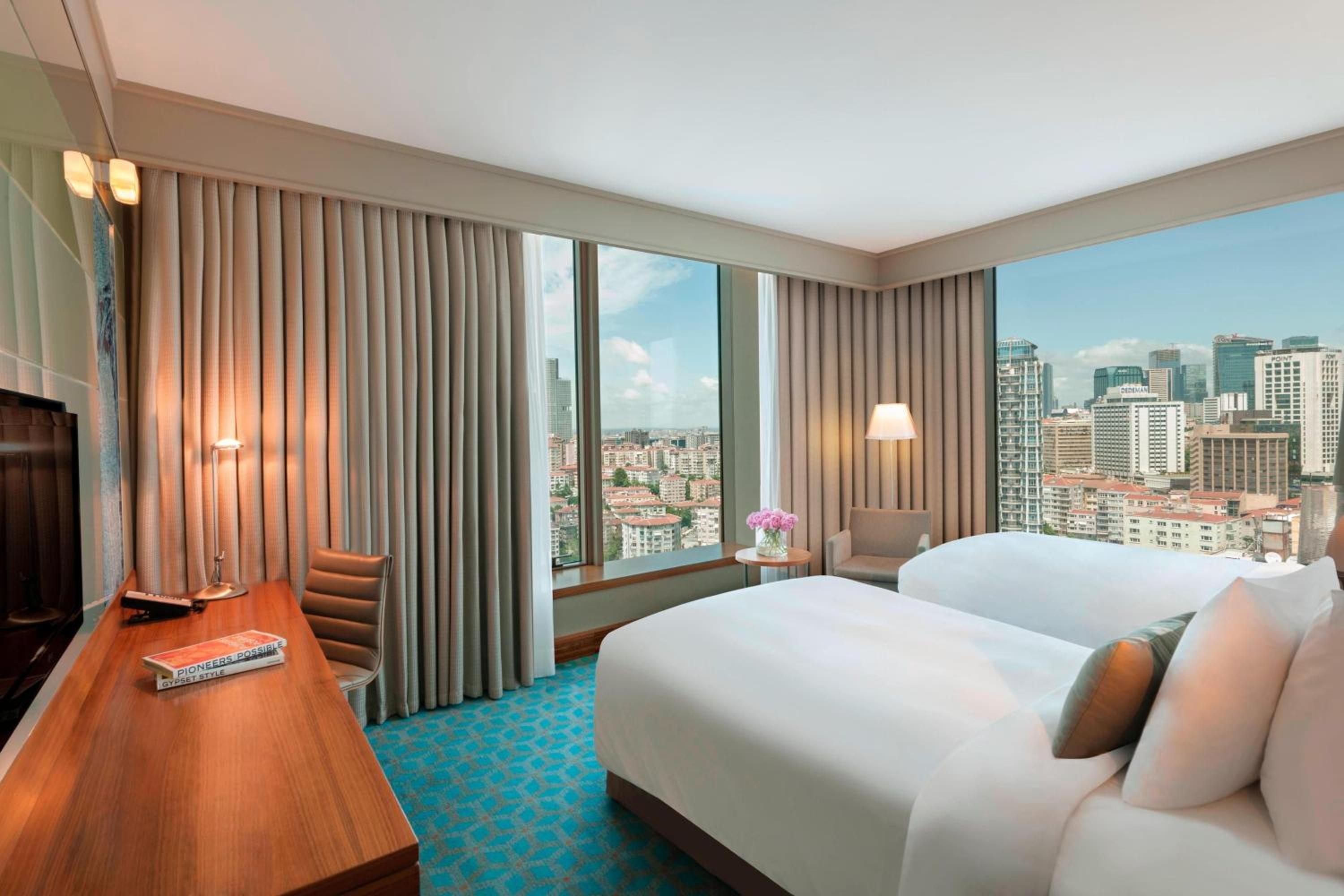 Renaissance İstanbul Polat Bosphorus Otel - Image 86