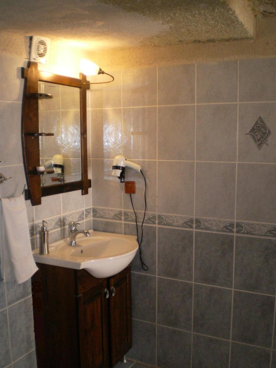 Nature Park Cave Hotel - Image 21
