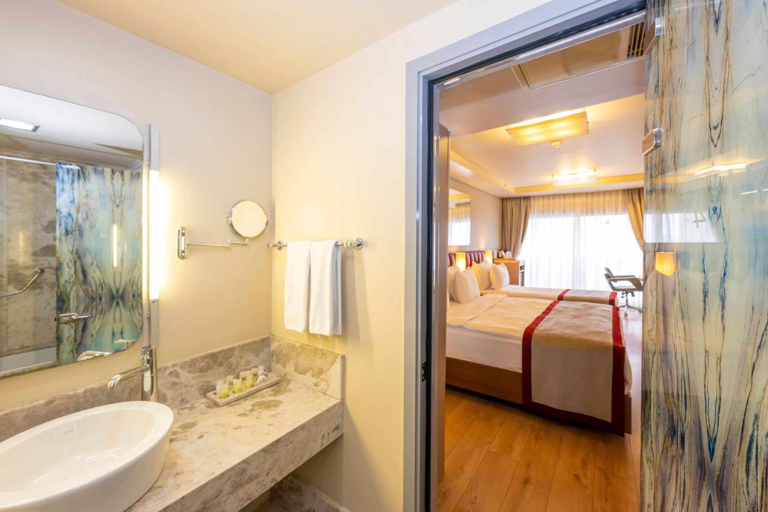 Ramada By Wyndham Istanbul Pera Taksim - Image 204