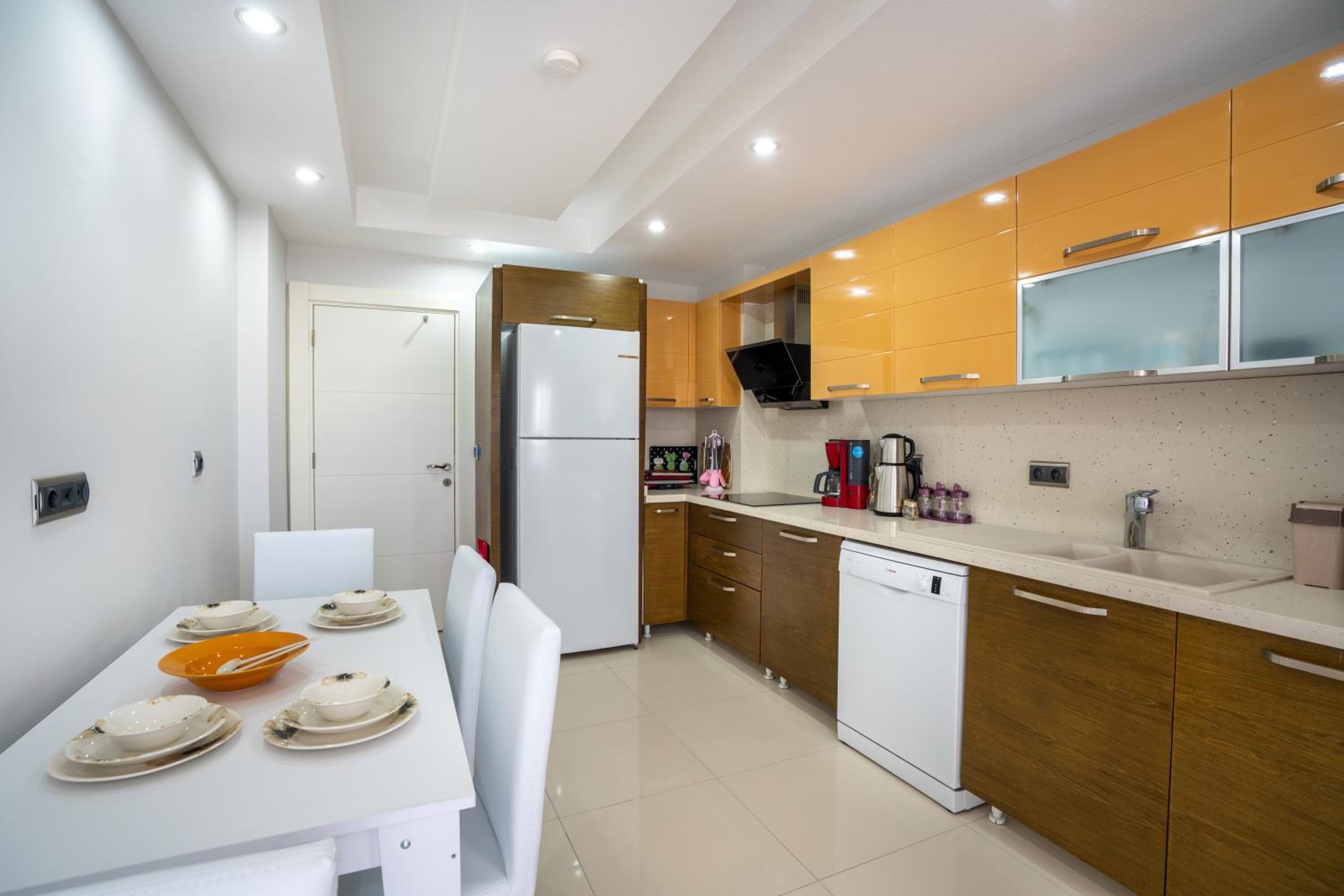 River Park Residence Lara - Image 41