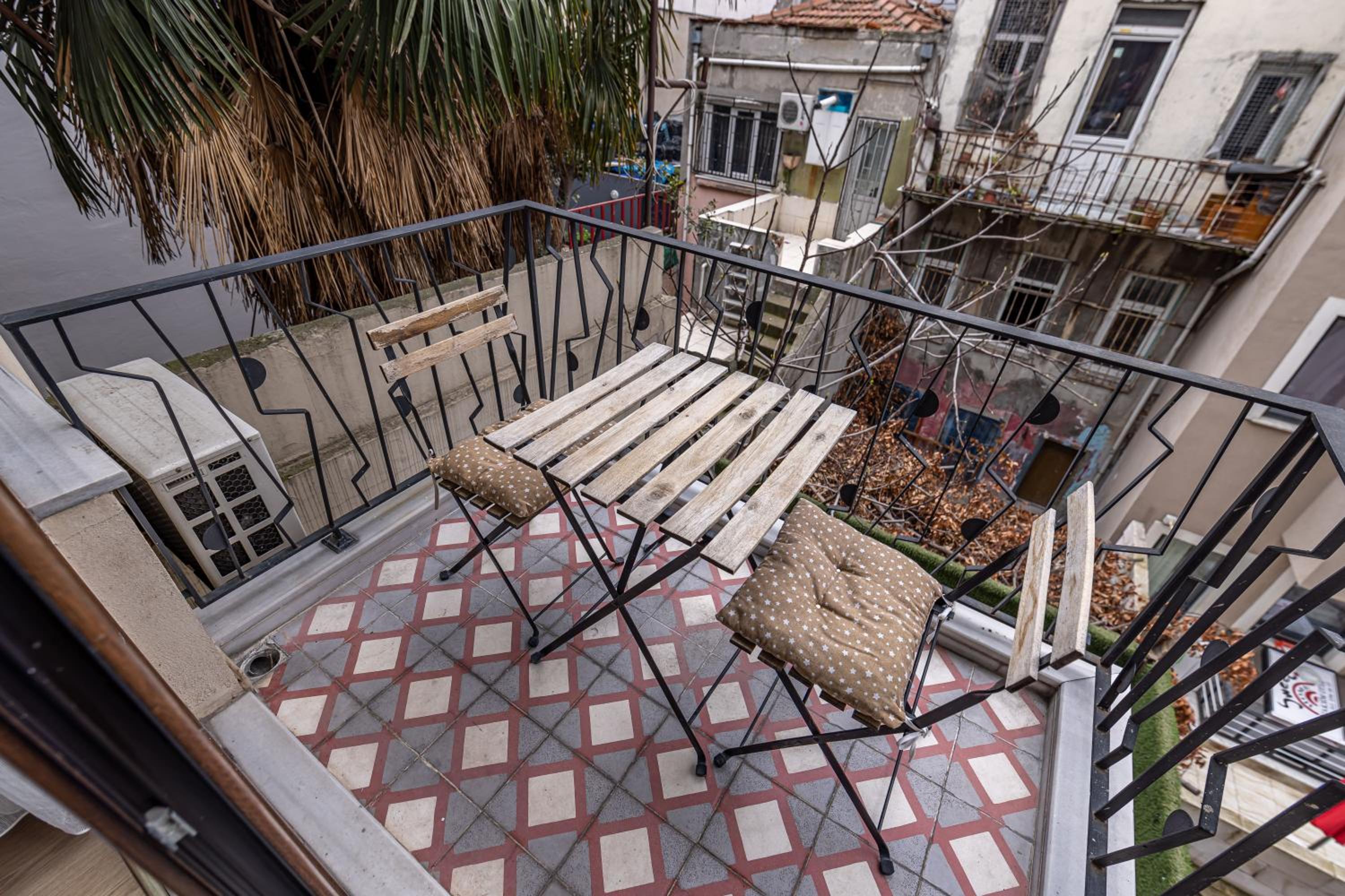 Calanthe Residence - Image 44