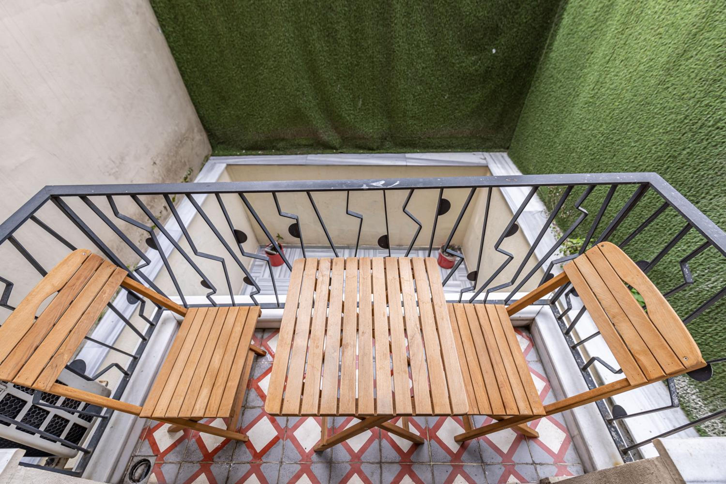 Calanthe Residence - Image 14