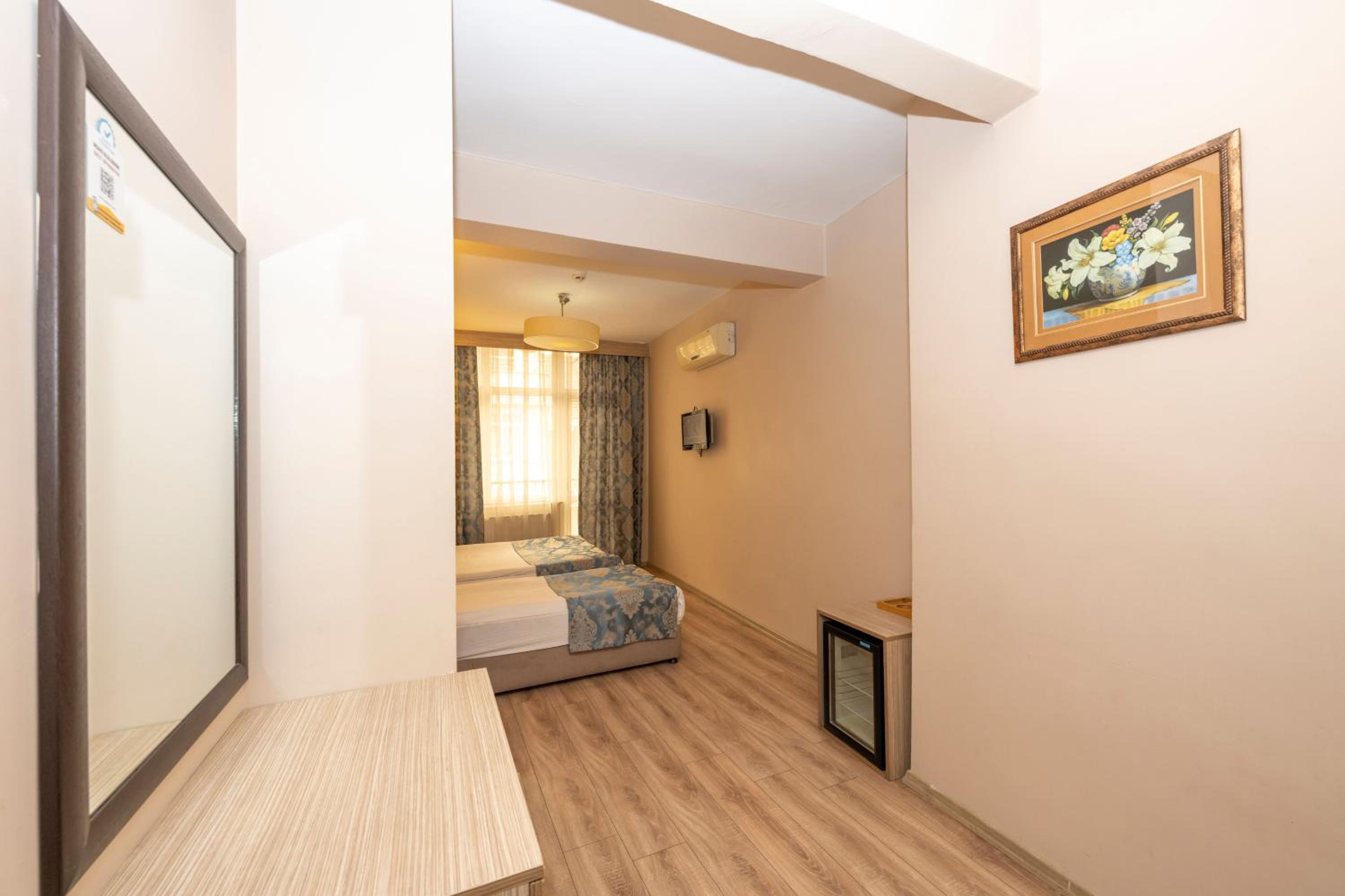 Tugra Otel - Image 7