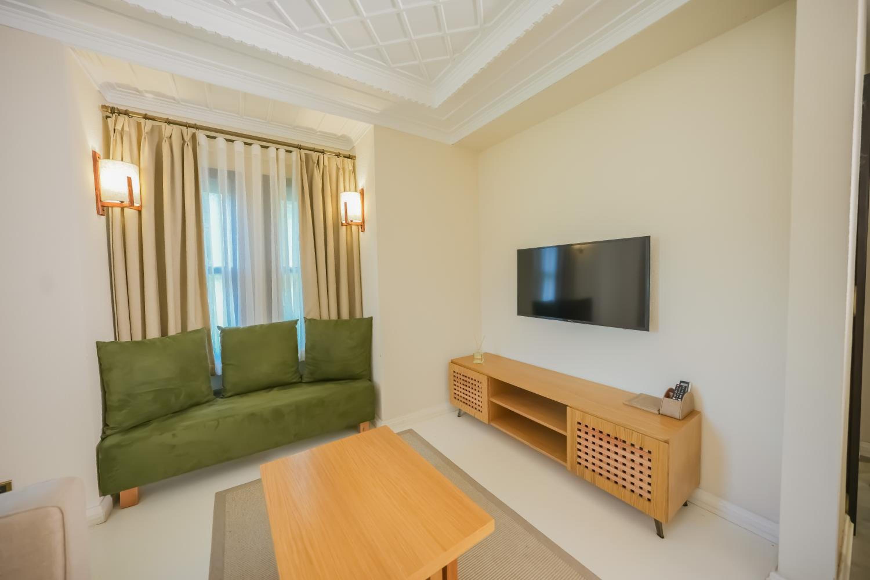 Nuup Hotel - Image 40