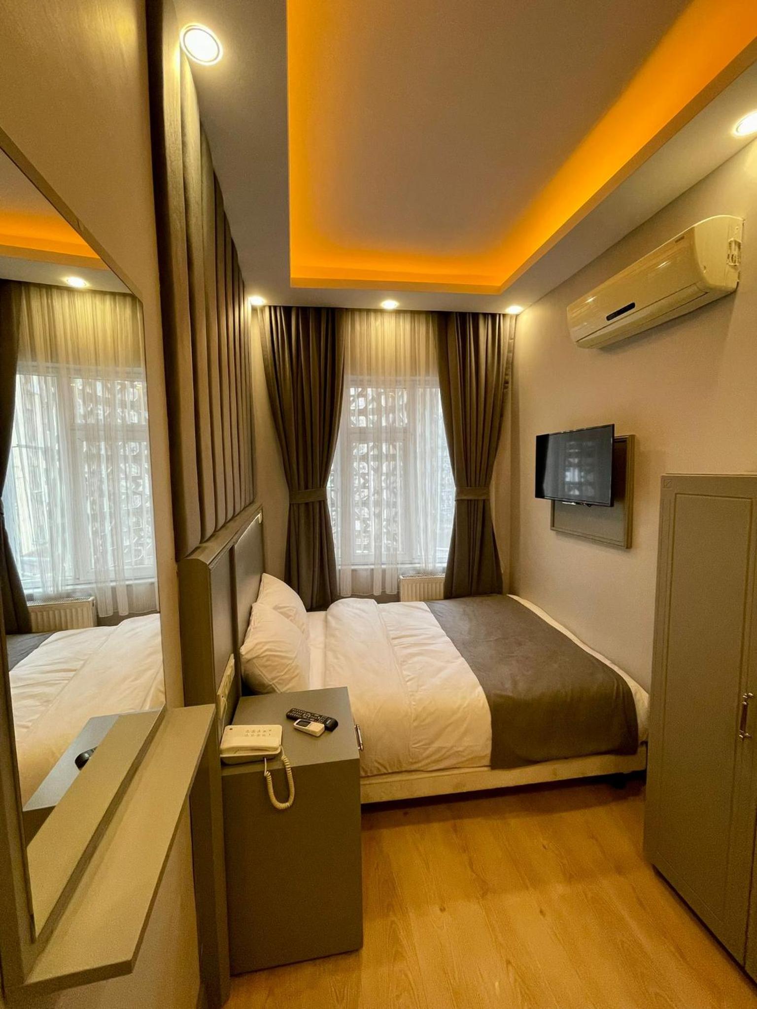 Crowned Plus Otel - Image 16