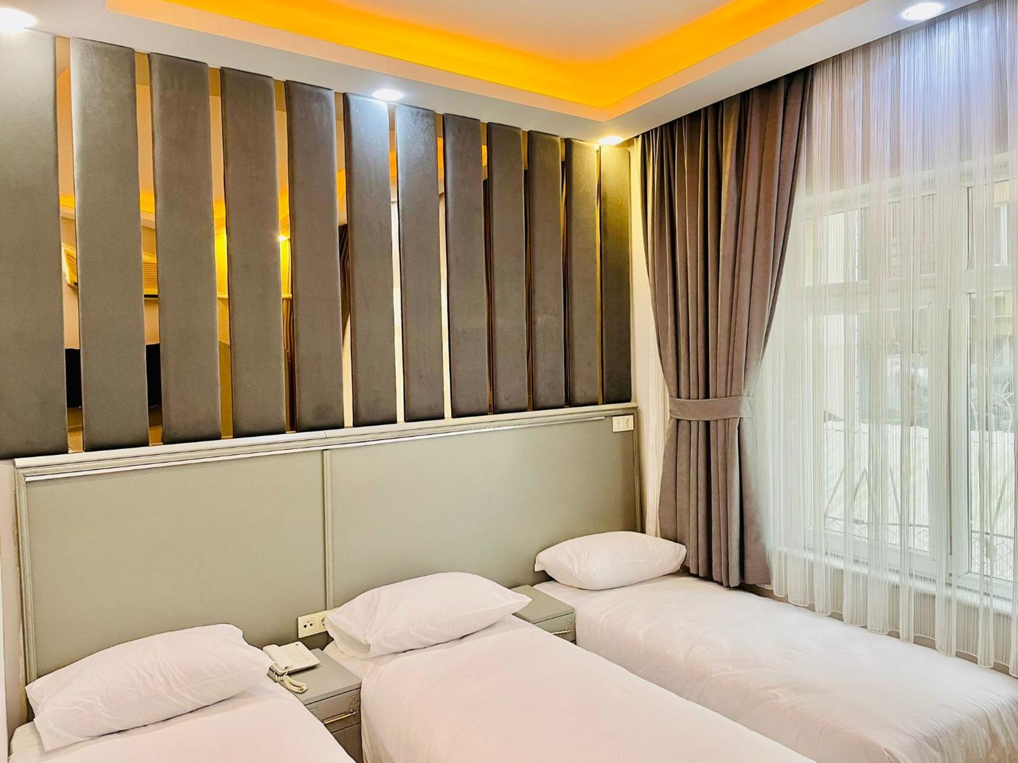 Crowned Plus Otel - Image 32