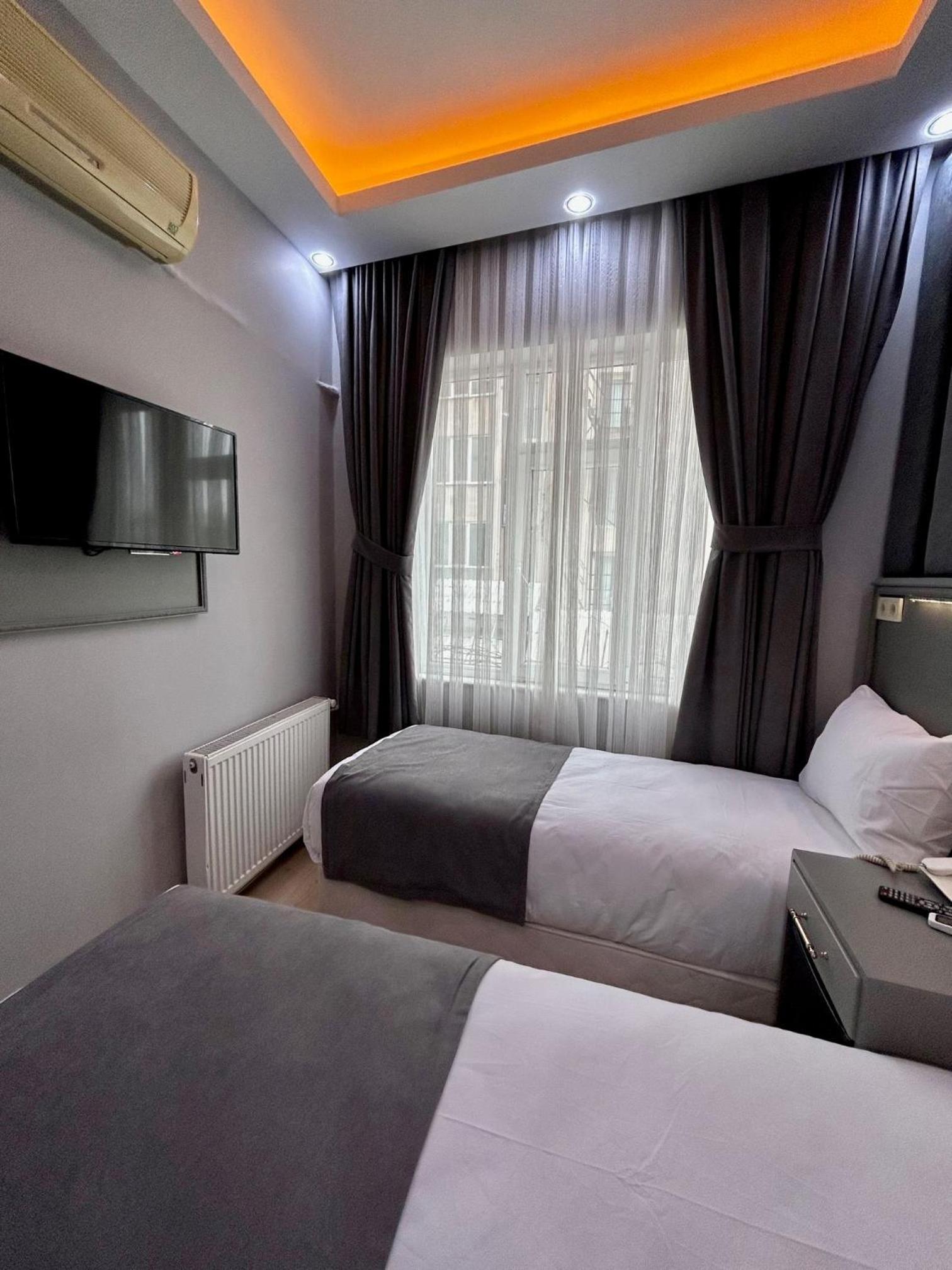 Crowned Plus Otel - Image 22