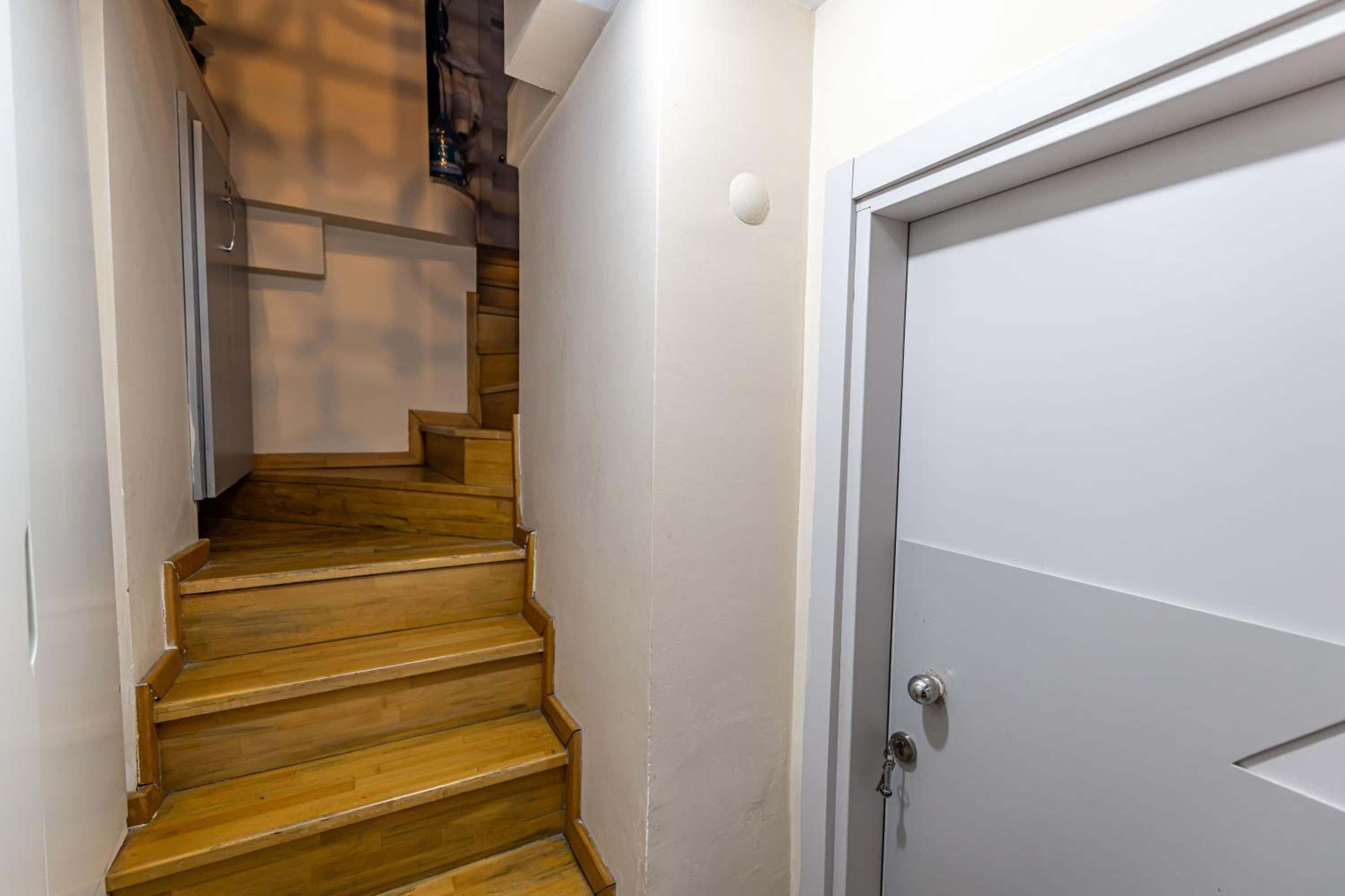 Calanthe Residence - Image 39