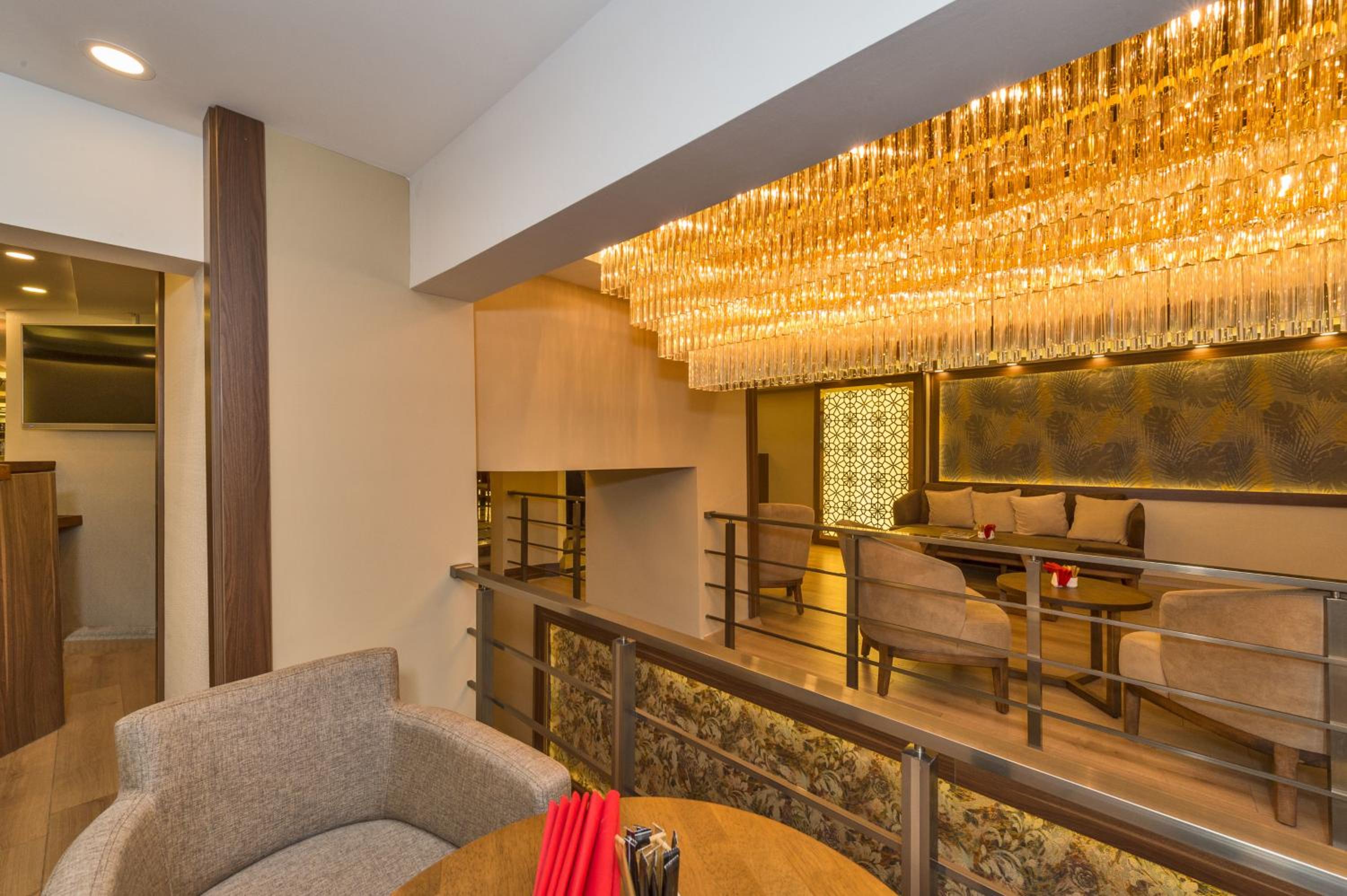 Marmara Place Old City Otel - Image 60