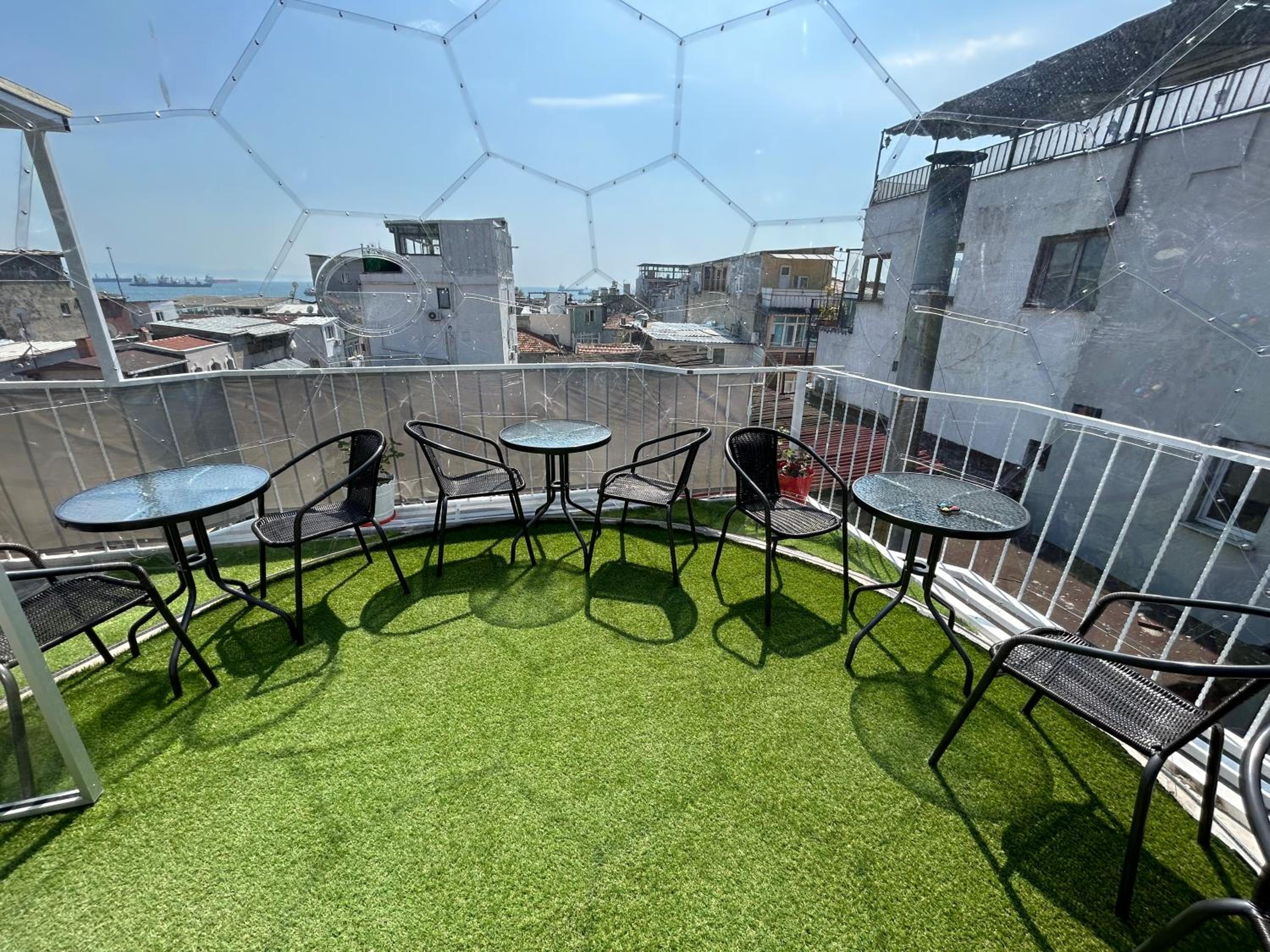 HOTEL GLOBAL 2022 becomes GLOBAL OTEL 2022. - Image 5