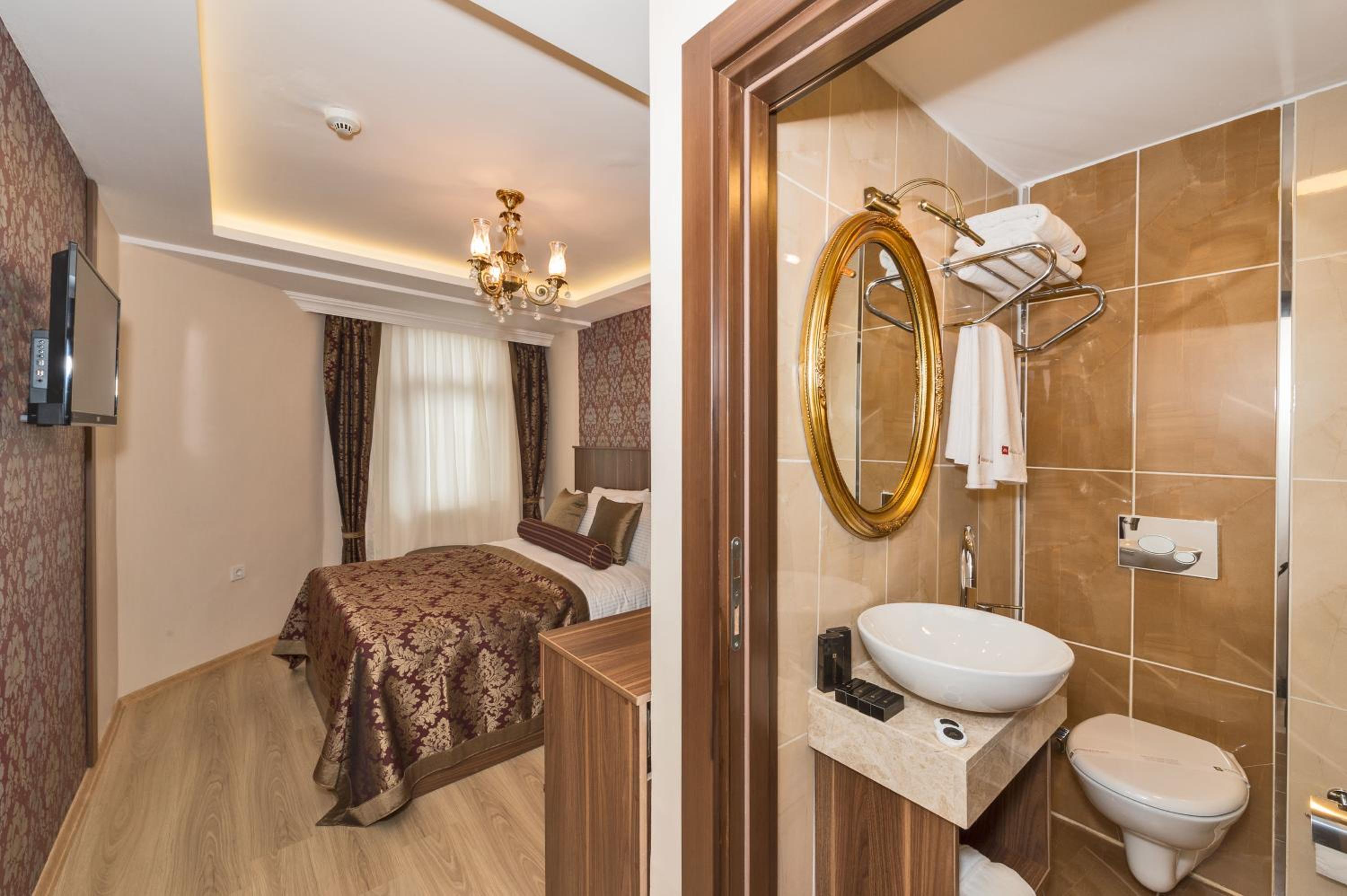 Marmara Place Old City Otel - Image 88
