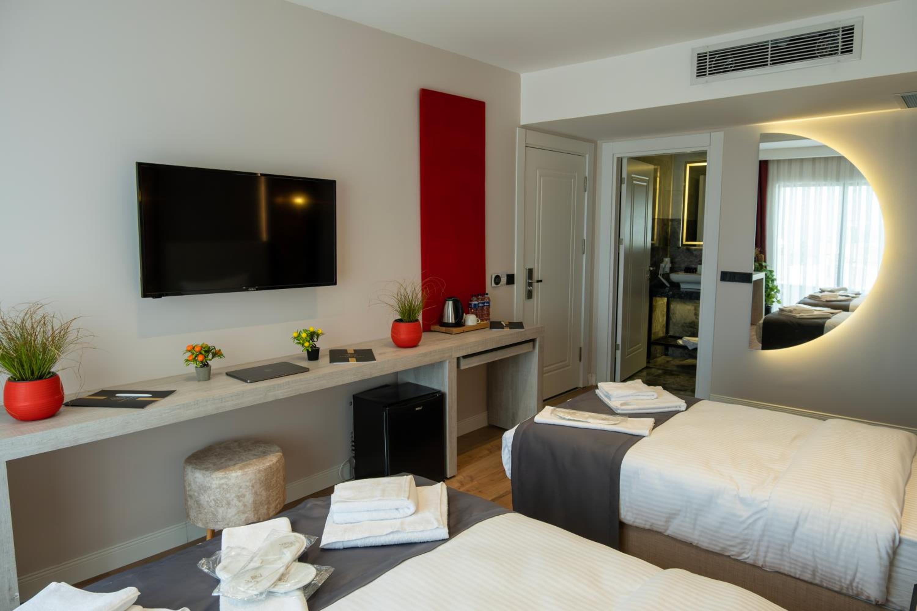 Linda Port Otel - Image 27