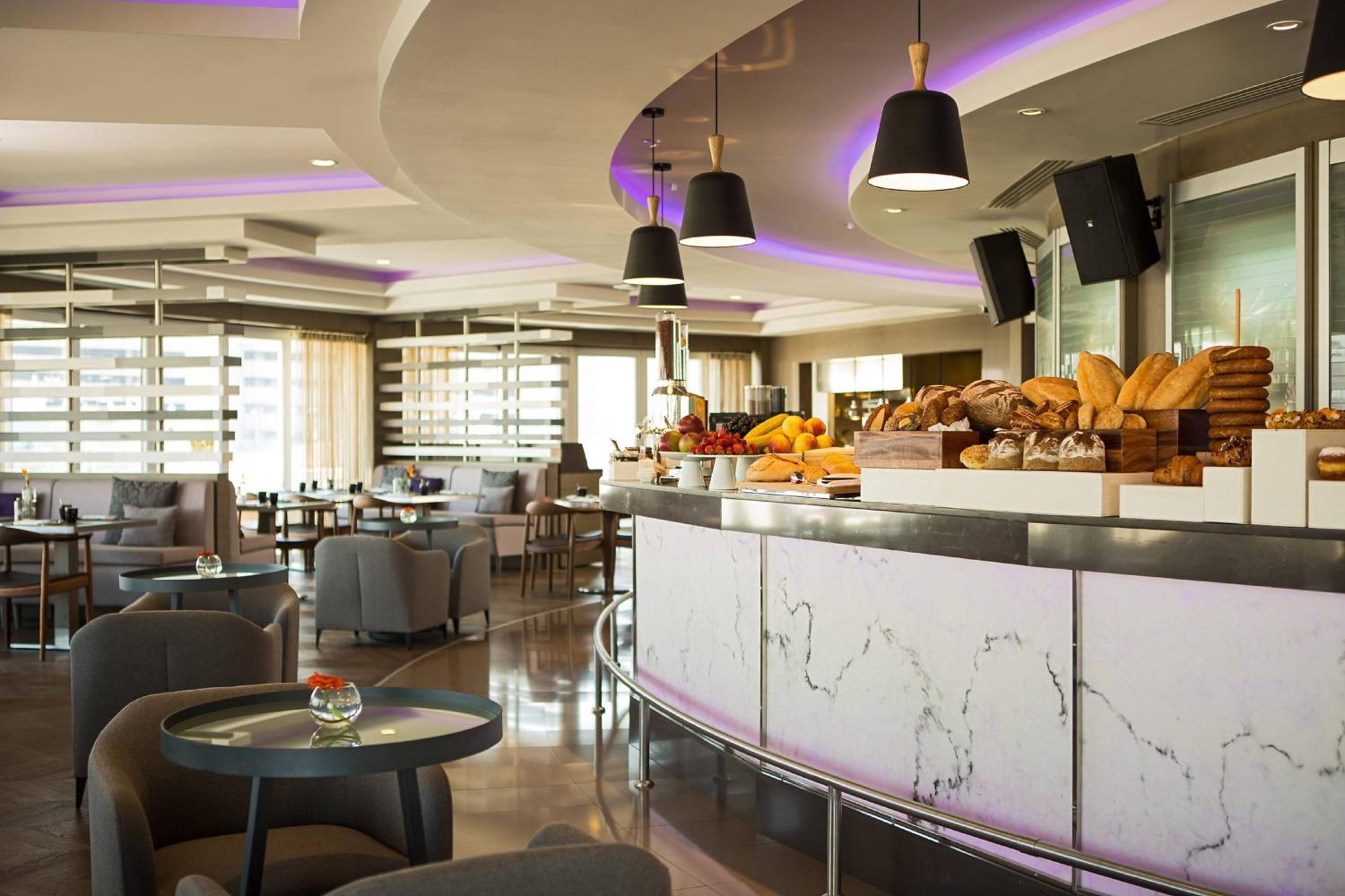 Renaissance İzmir Otel - Image 30