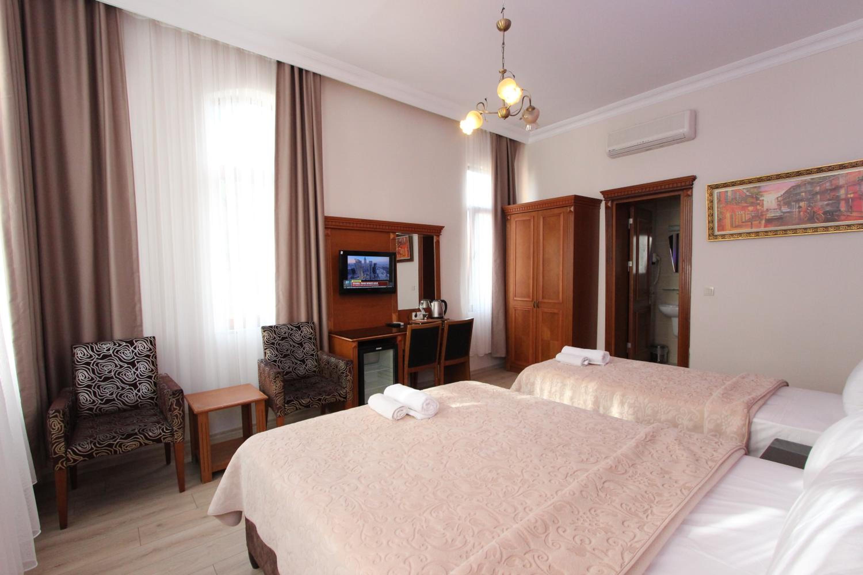 Hotel New House - Image 34
