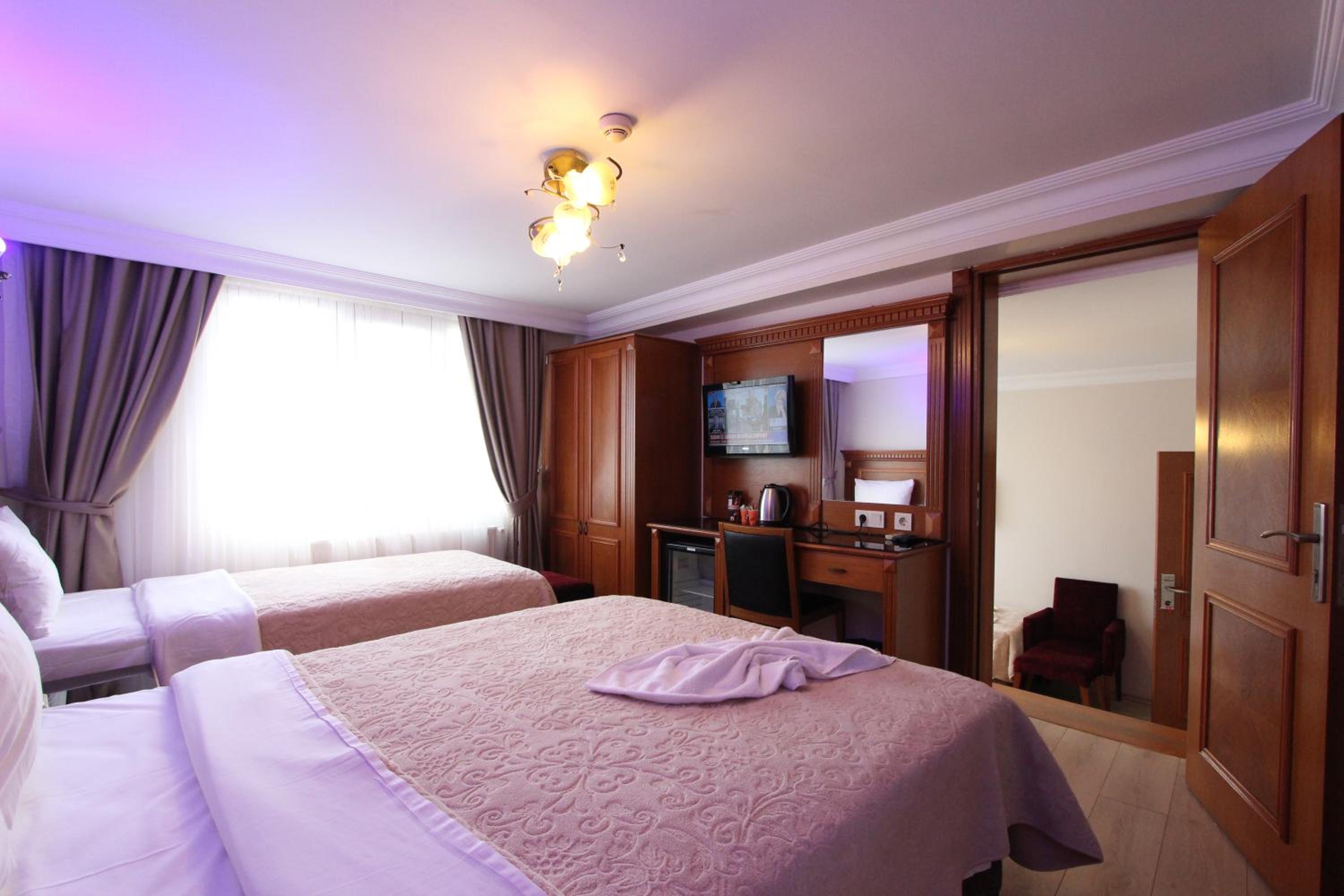 Hotel New House - Image 40